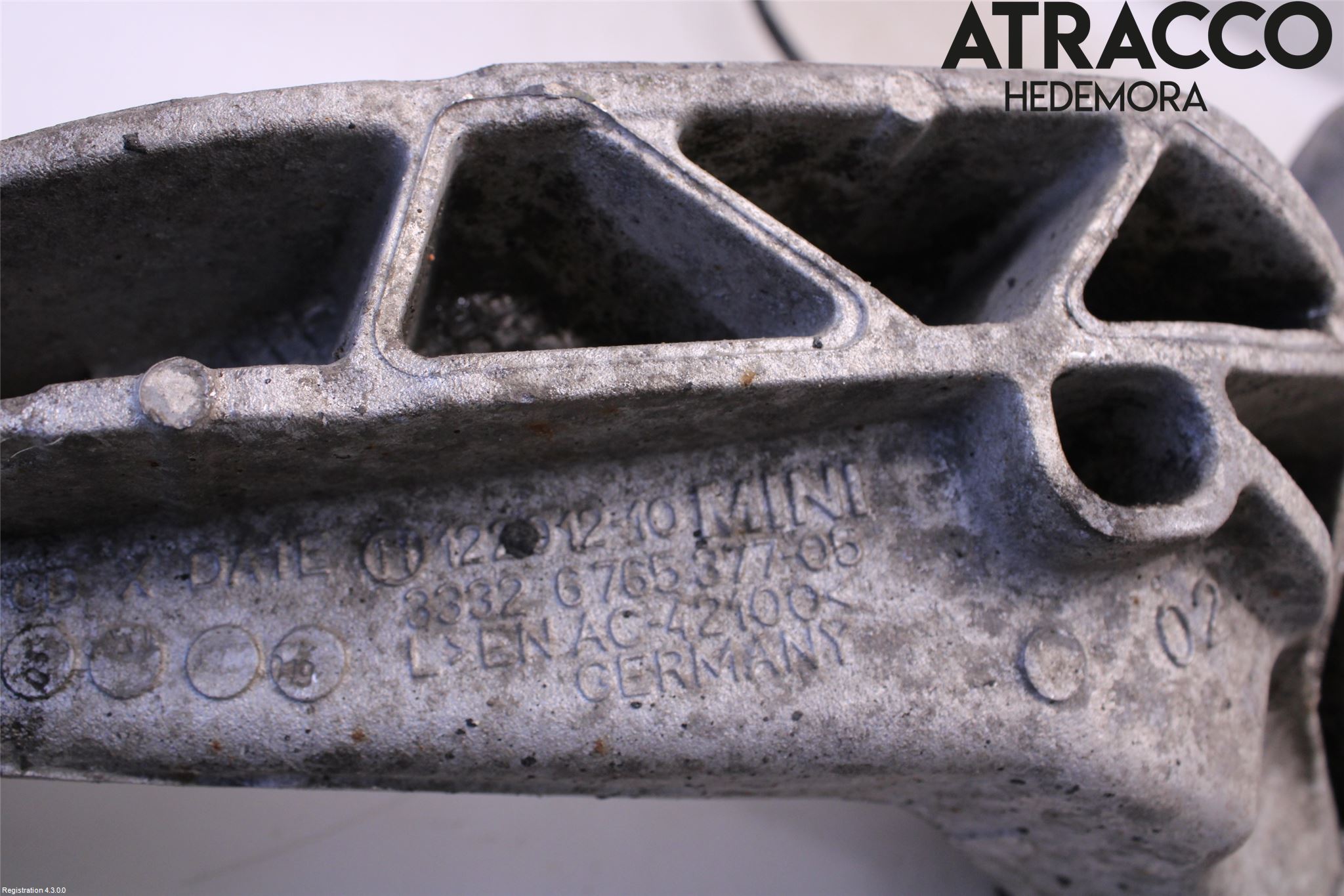 Mini COUPE R56 05-14 Hjullagerhus-Spindel Vä B