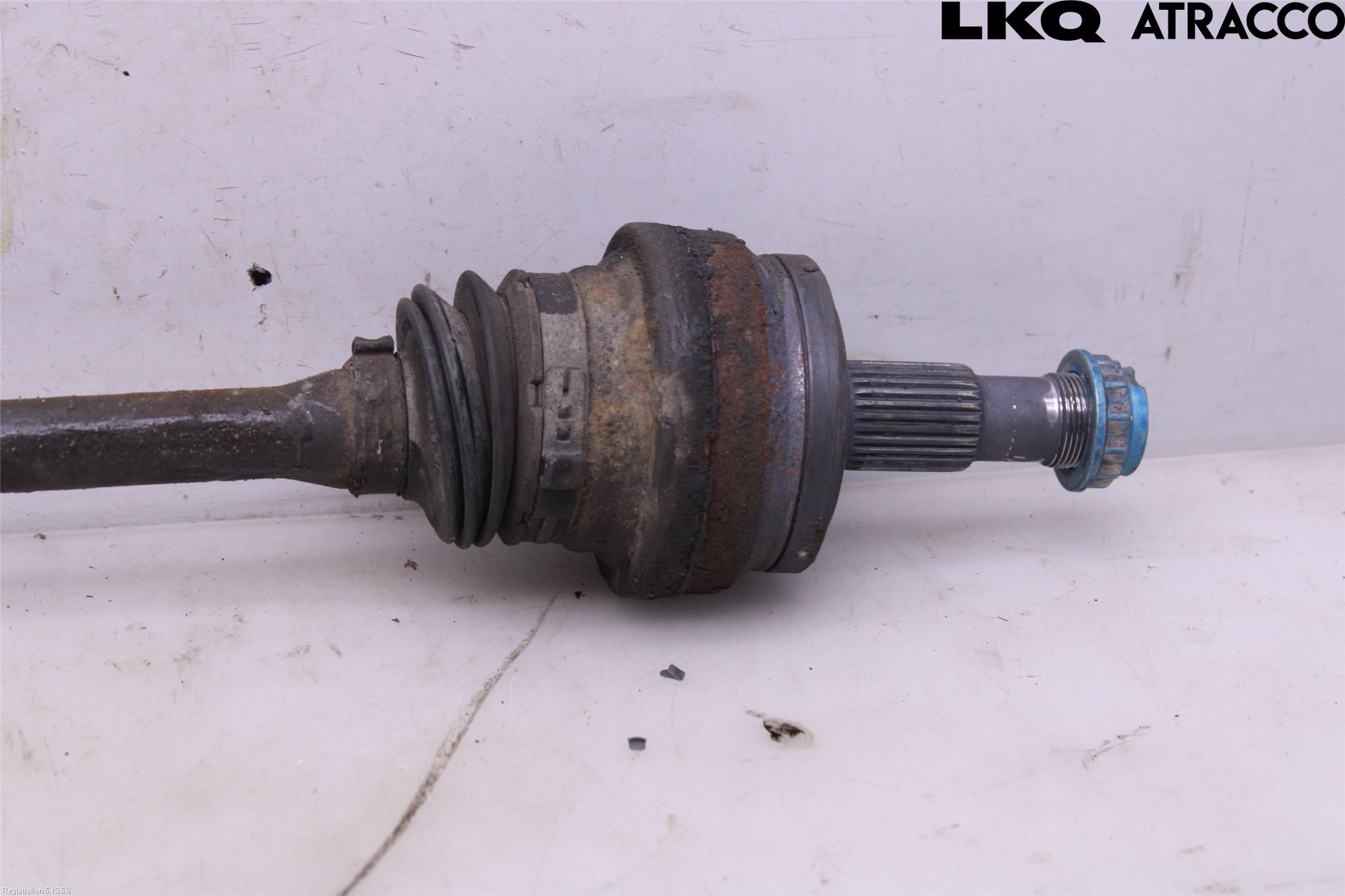 Mercedes-Benz MB E-KLASS (W212) 09-16 Drivaxel Bak Vänster