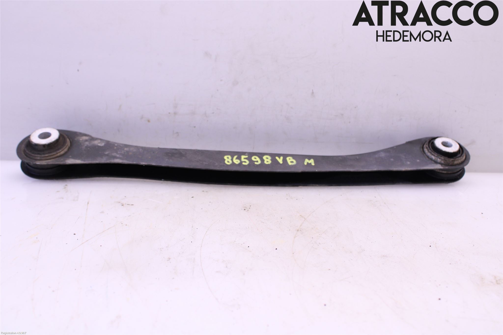 BMW 5 G30/G31/F90 17-23 Bärarm Bak Övre Vänster