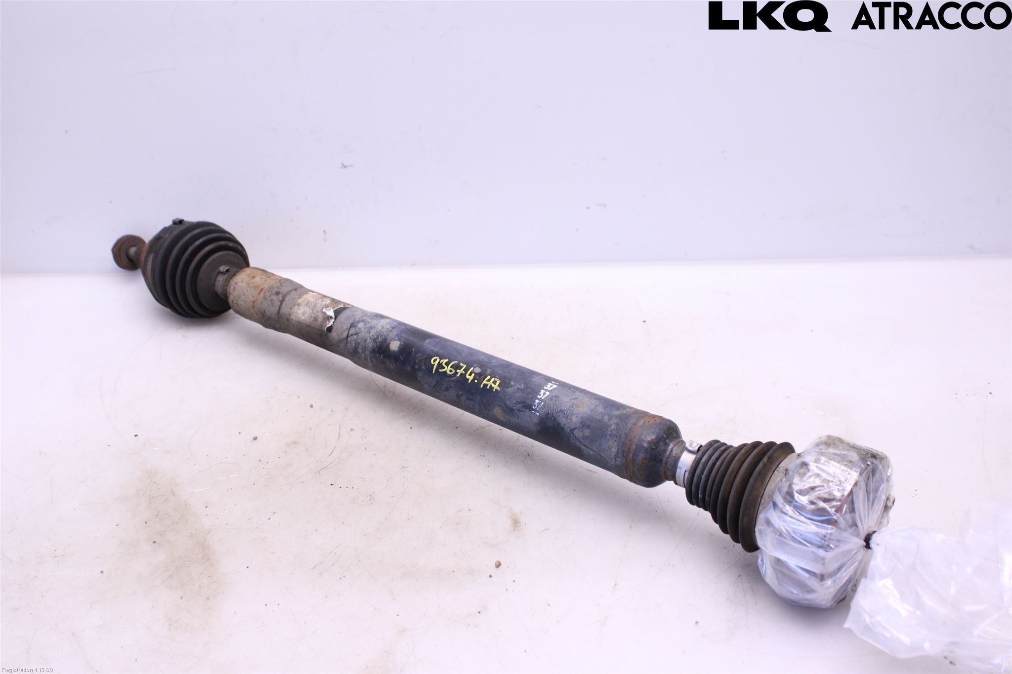 Volkswagen VW PASSAT 05-11 Drivaxel Fram Höger