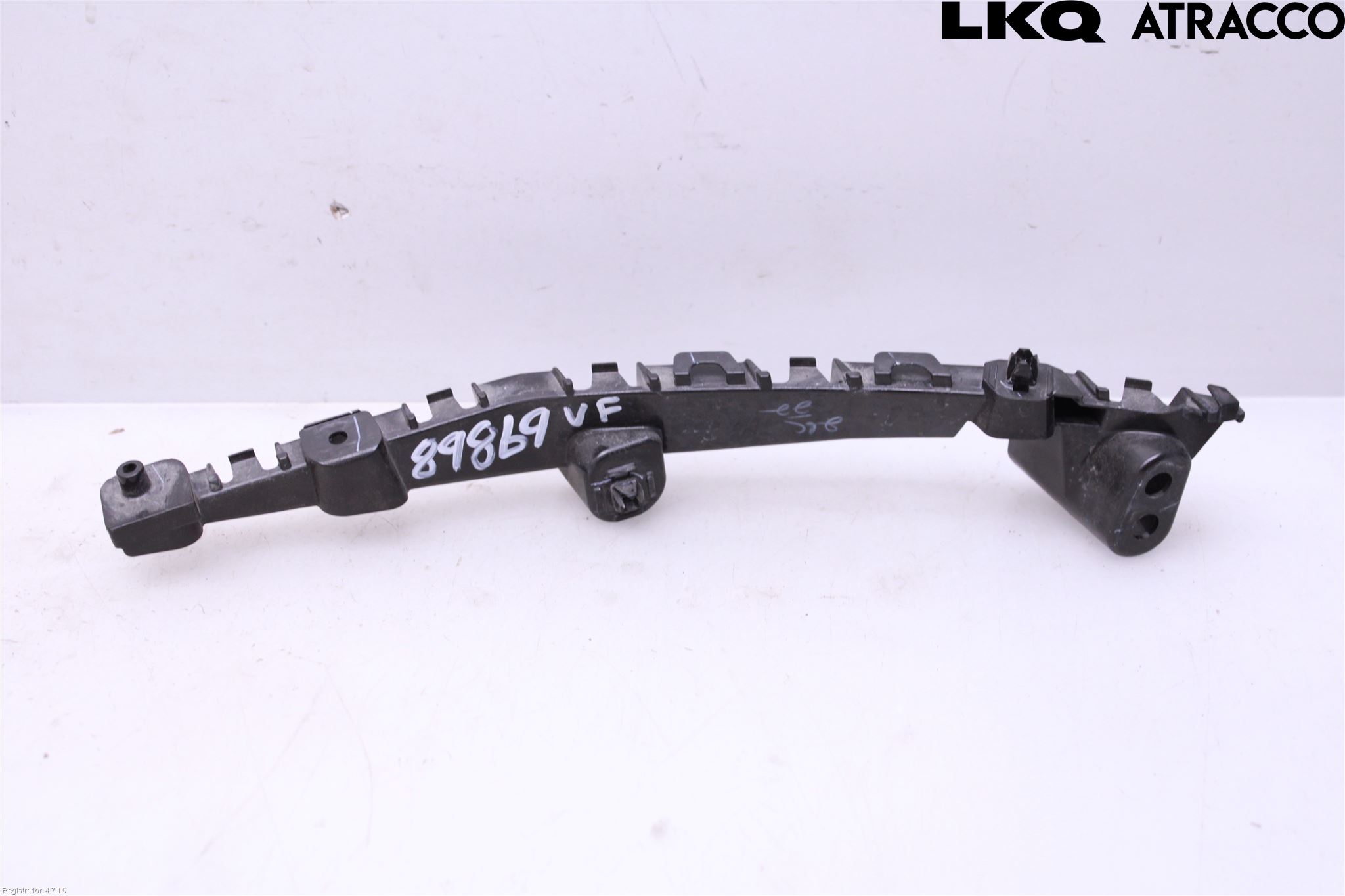 Suzuki BALENO 95-19 Stötfångarfäste Fram Vä