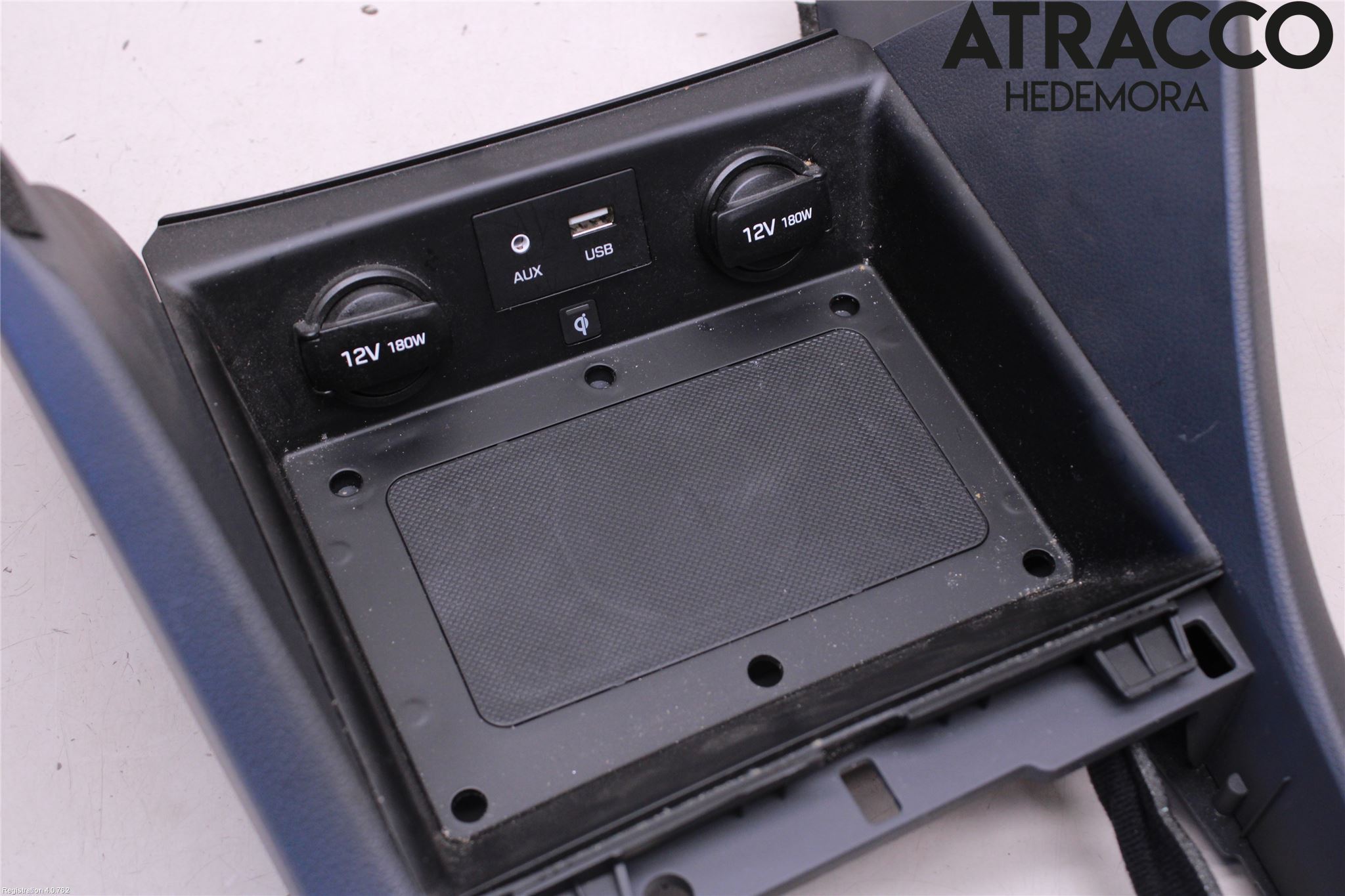 Hyundai IONIQ AE 17-22 Instrumentkonsoll Mitt