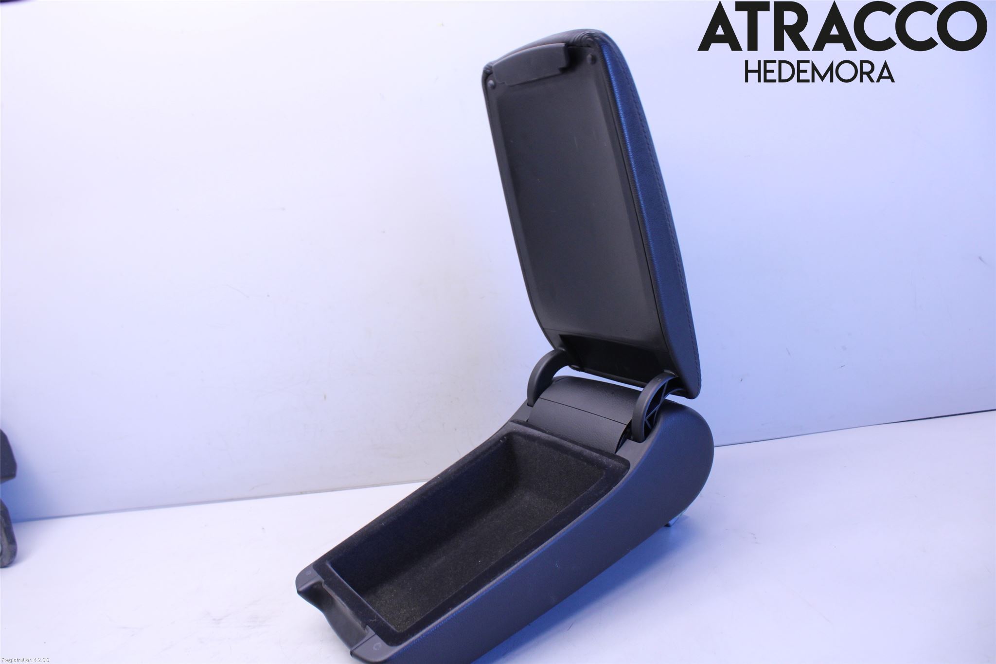 Audi A6/S6     05-11 Inredning Armstöd