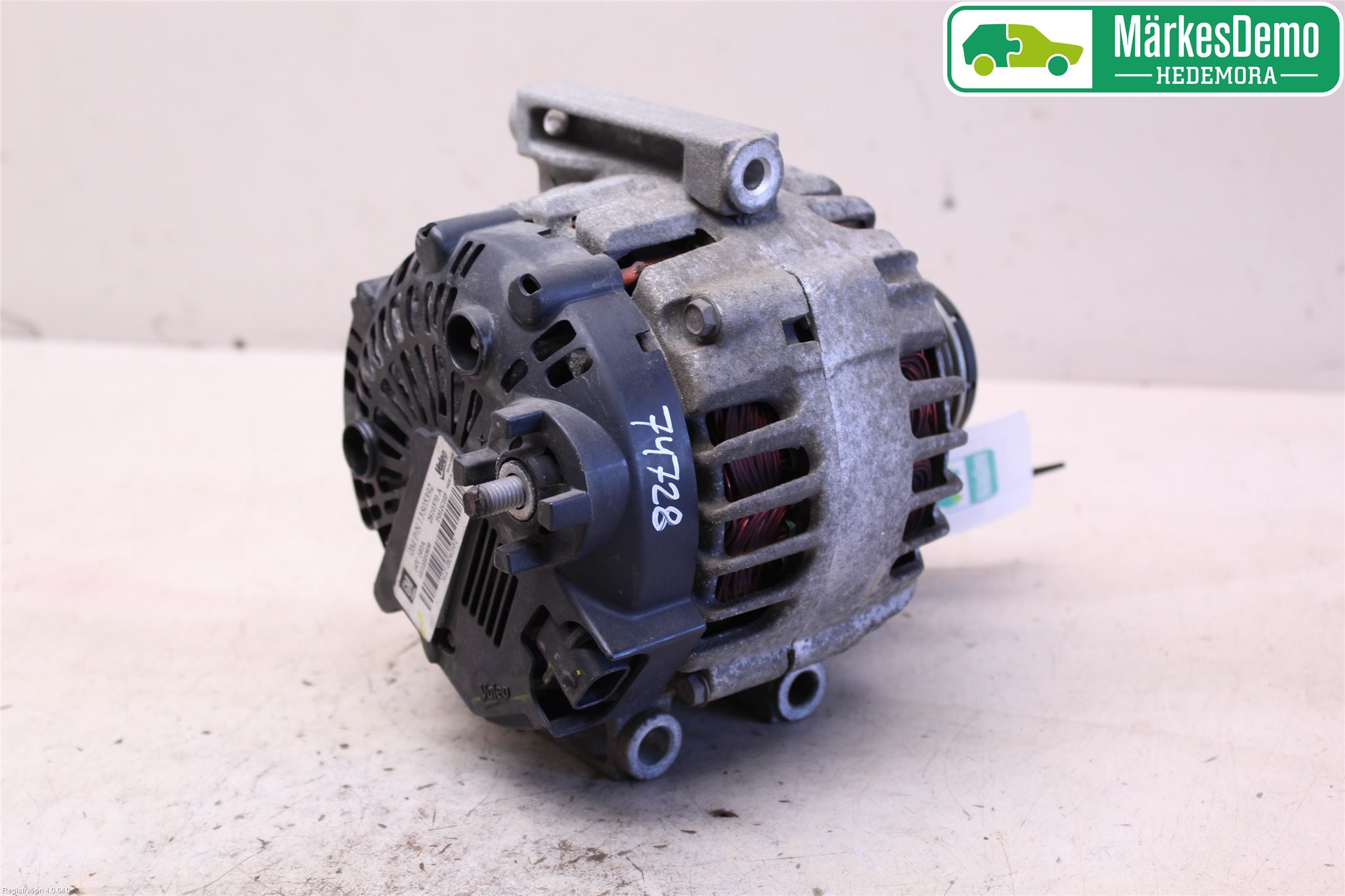 Opel CORSA D 07-14 Generator