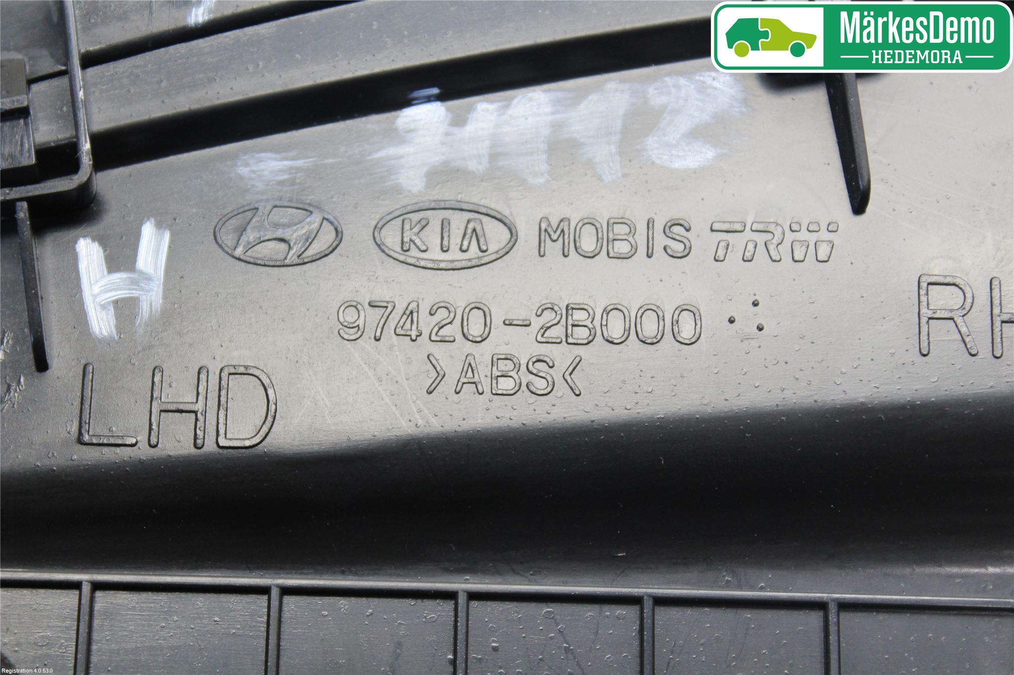 Hyundai SANTA FE  06-12 Defrosterkanal-Munstycke