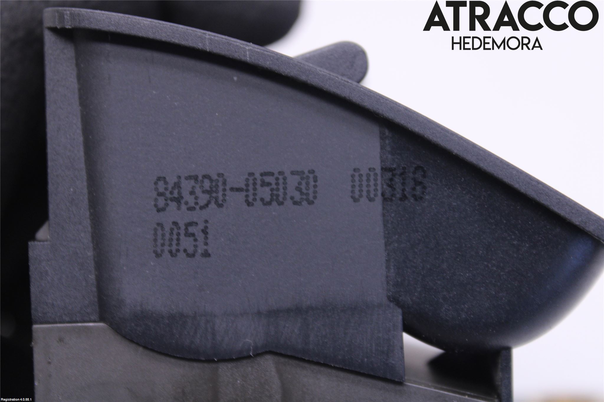 Toyota AVENSIS 16-18 Strömställare Parkeringsbroms