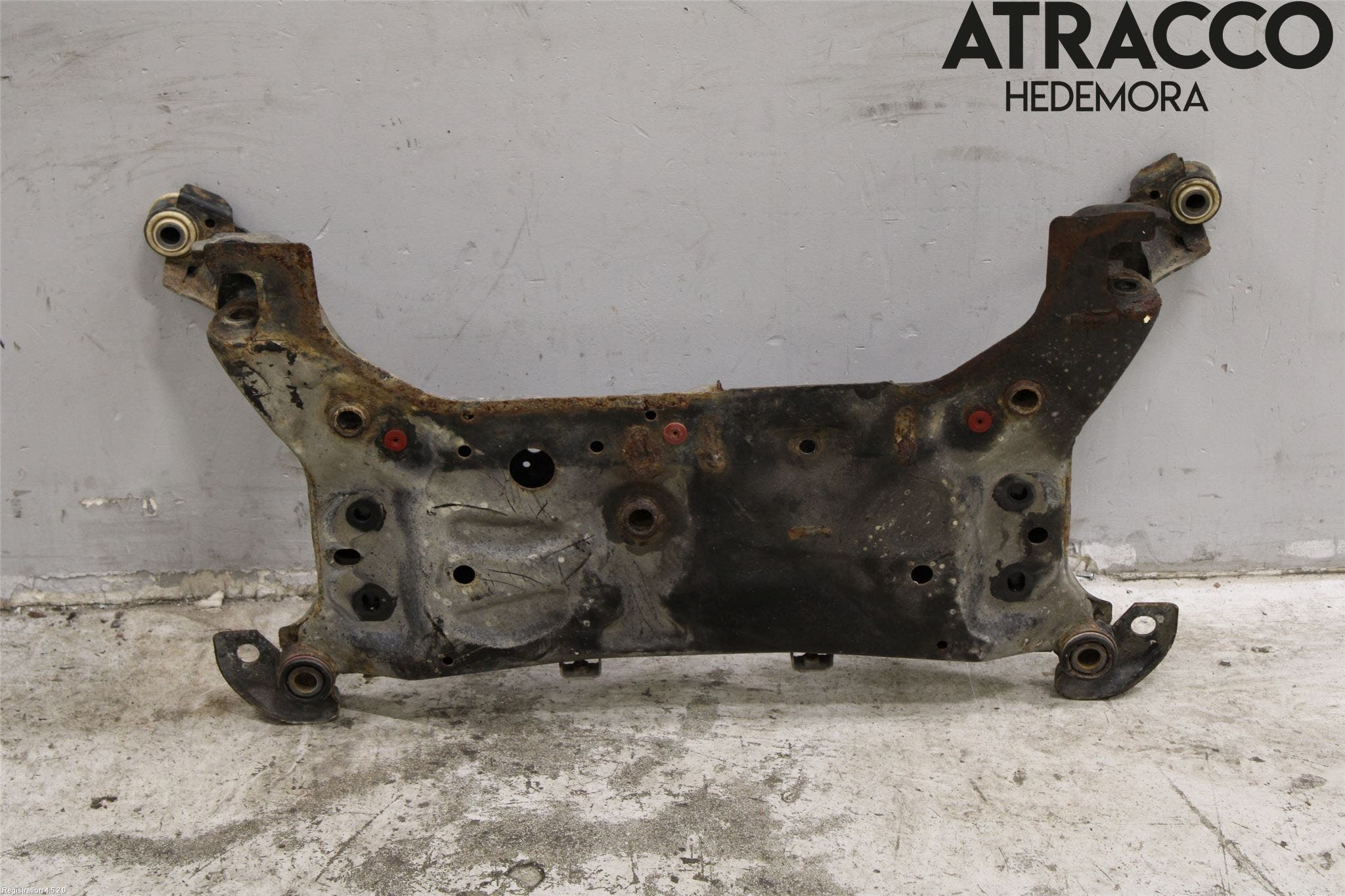 Ford FOCUS 11-14 Framvagnsbalk