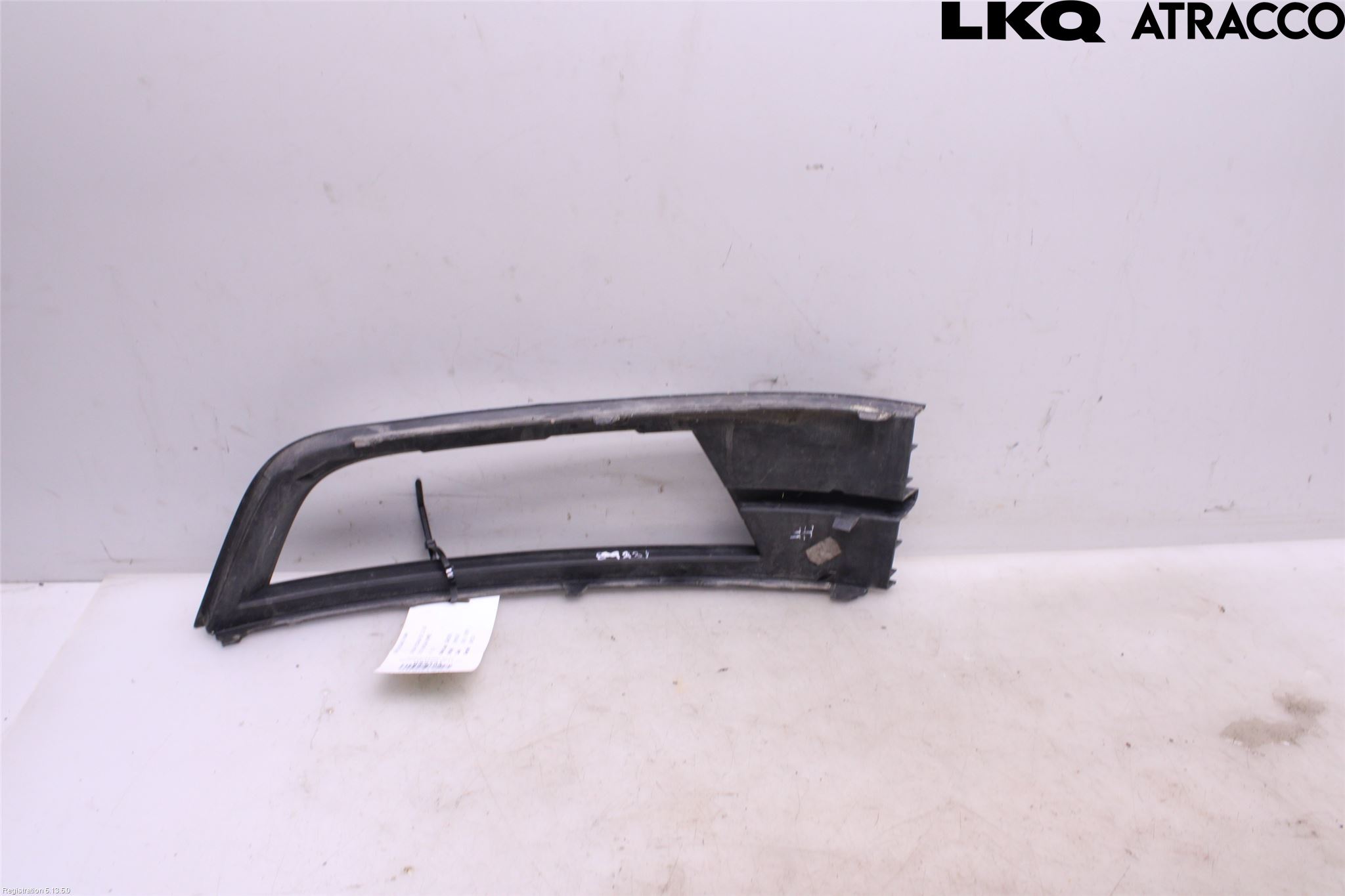 Skoda OCTAVIA (5E) 13-20 Dimljussarg Fram