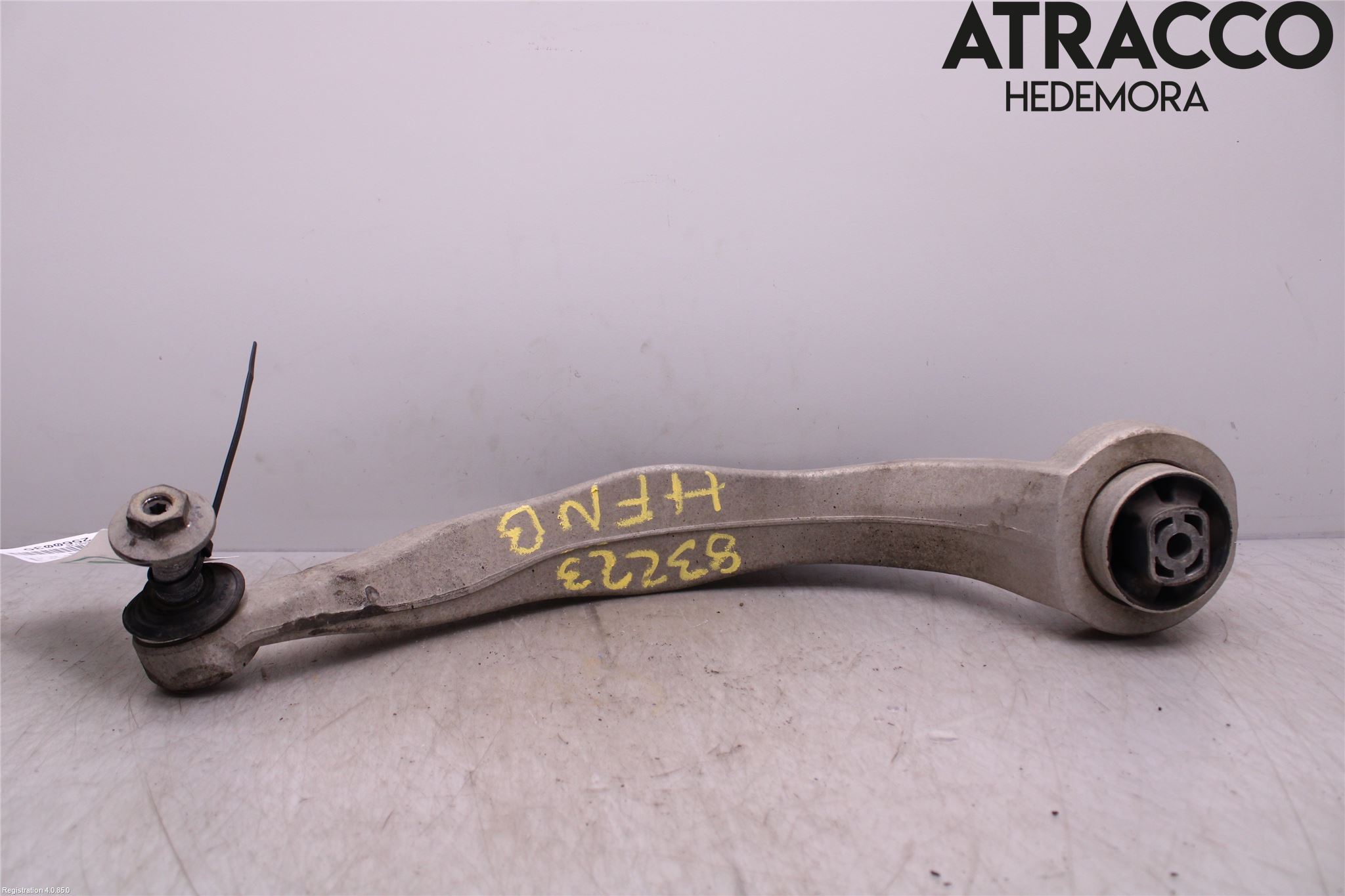 Audi A4/S4 08-11 Bärarm Fram Undre Hö