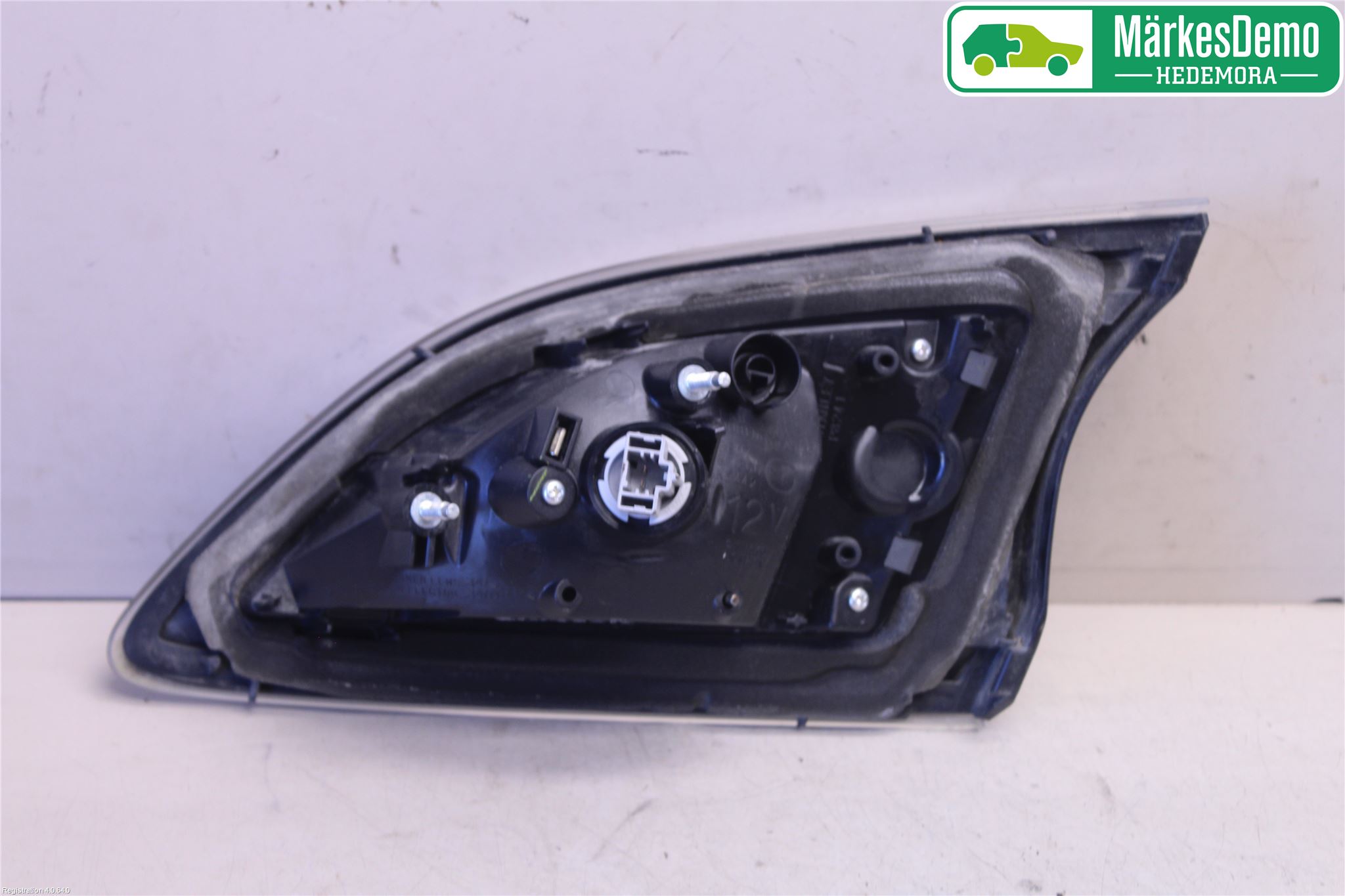 Mazda 3 II 09-13 Bakljus Lucka Vä