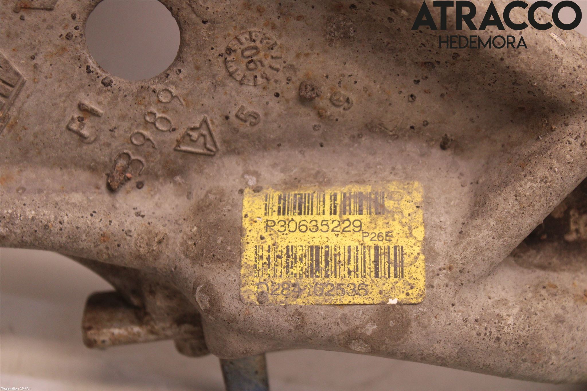 Volvo V70 05-08 Bärarm Fram Undre Vä