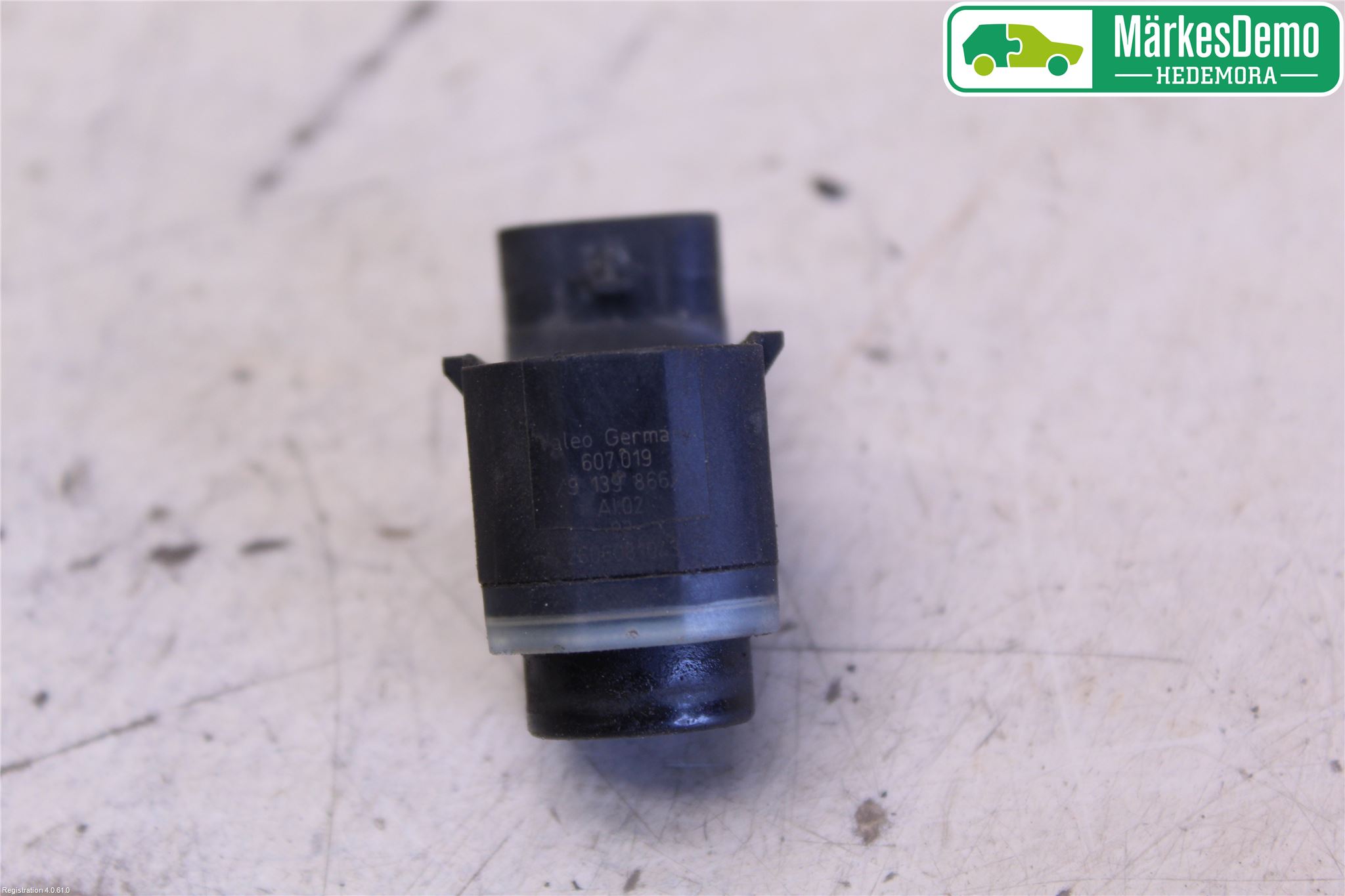 BMW X6 E71/E72   08-14 Parkeringshjälp Frontsensor