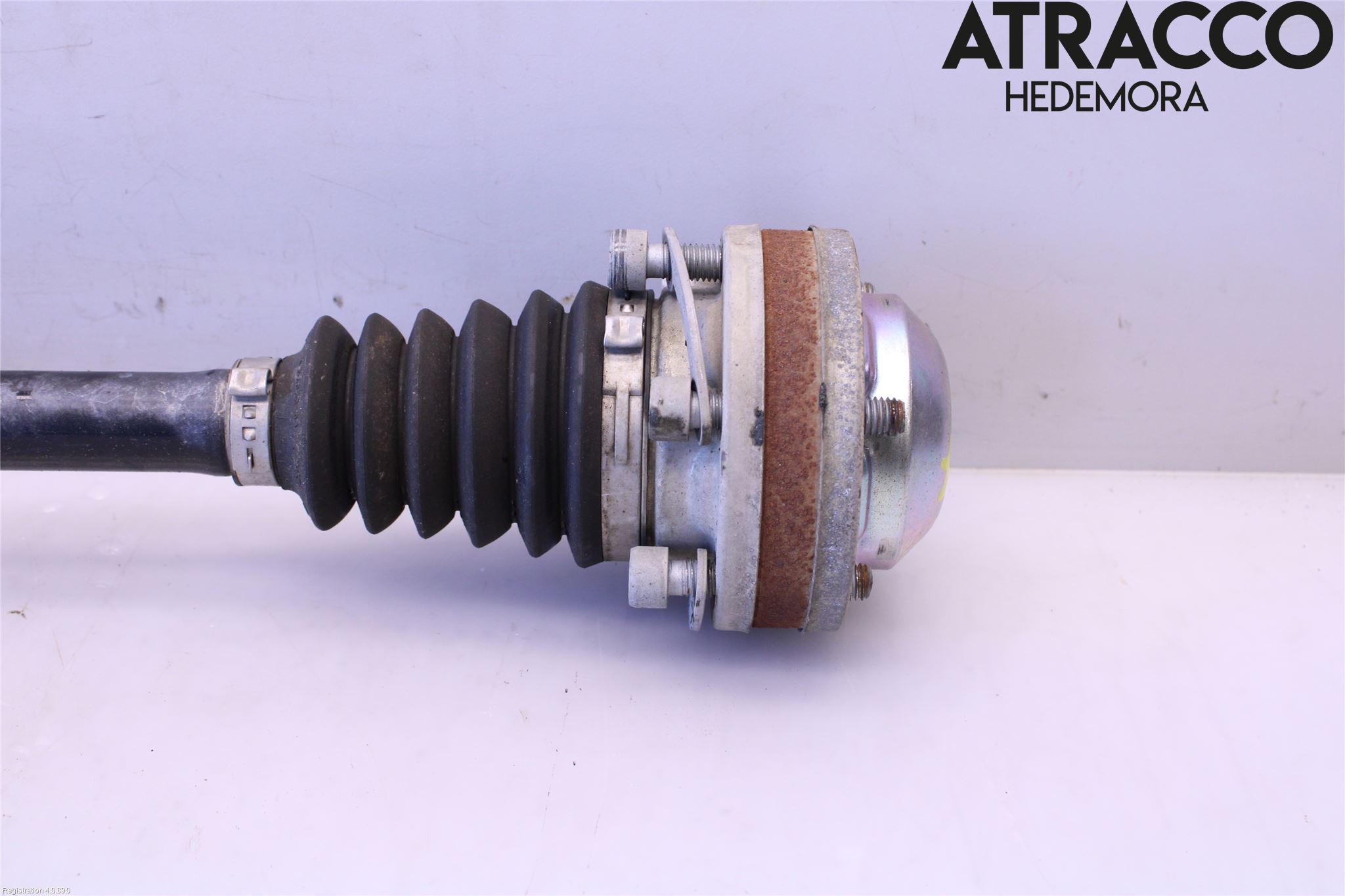Volkswagen VW CADDY 16-20 Drivaxel Fram Höger