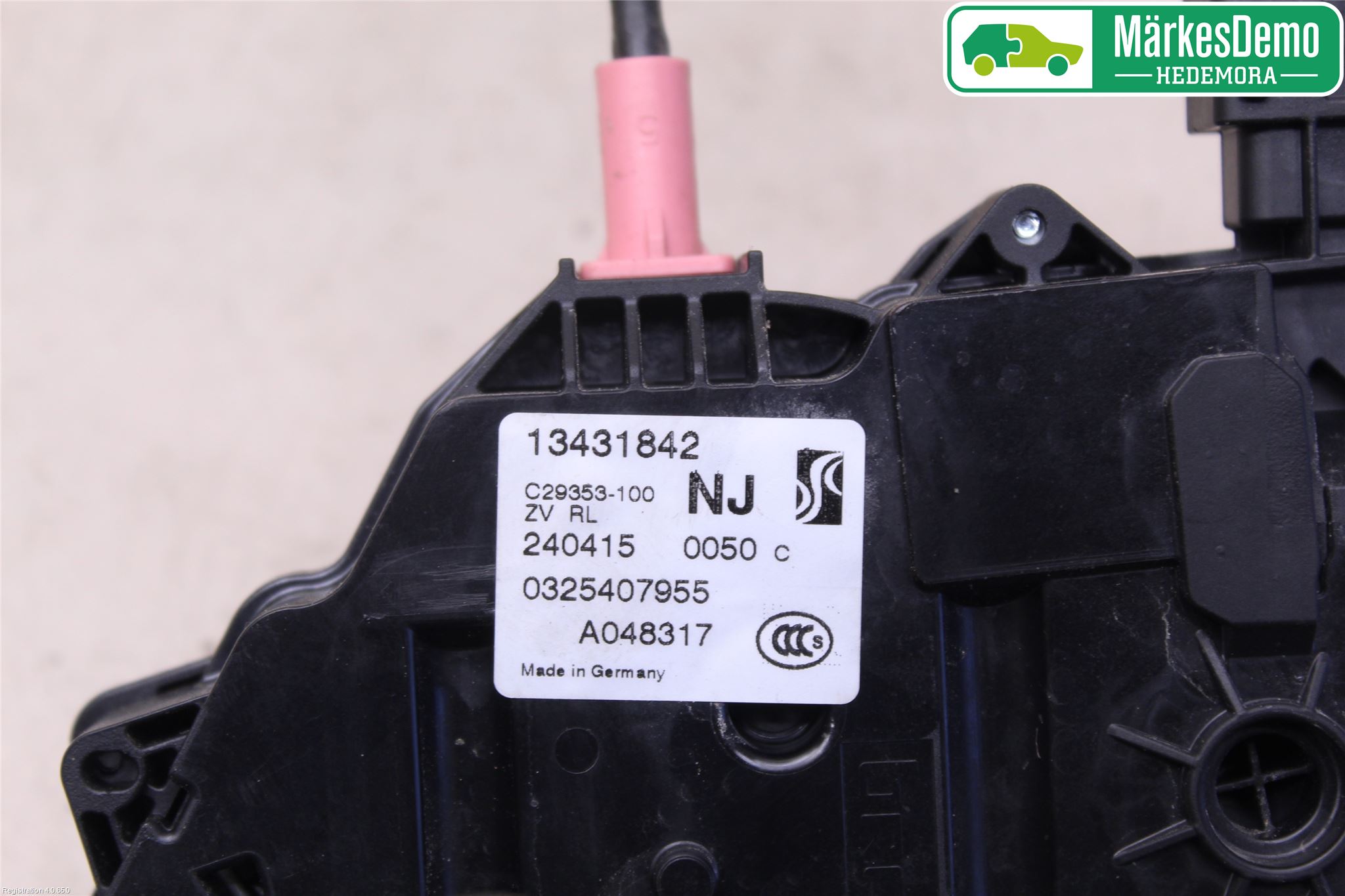 Opel CORSA E 15-19 Låskista-Dörrlås