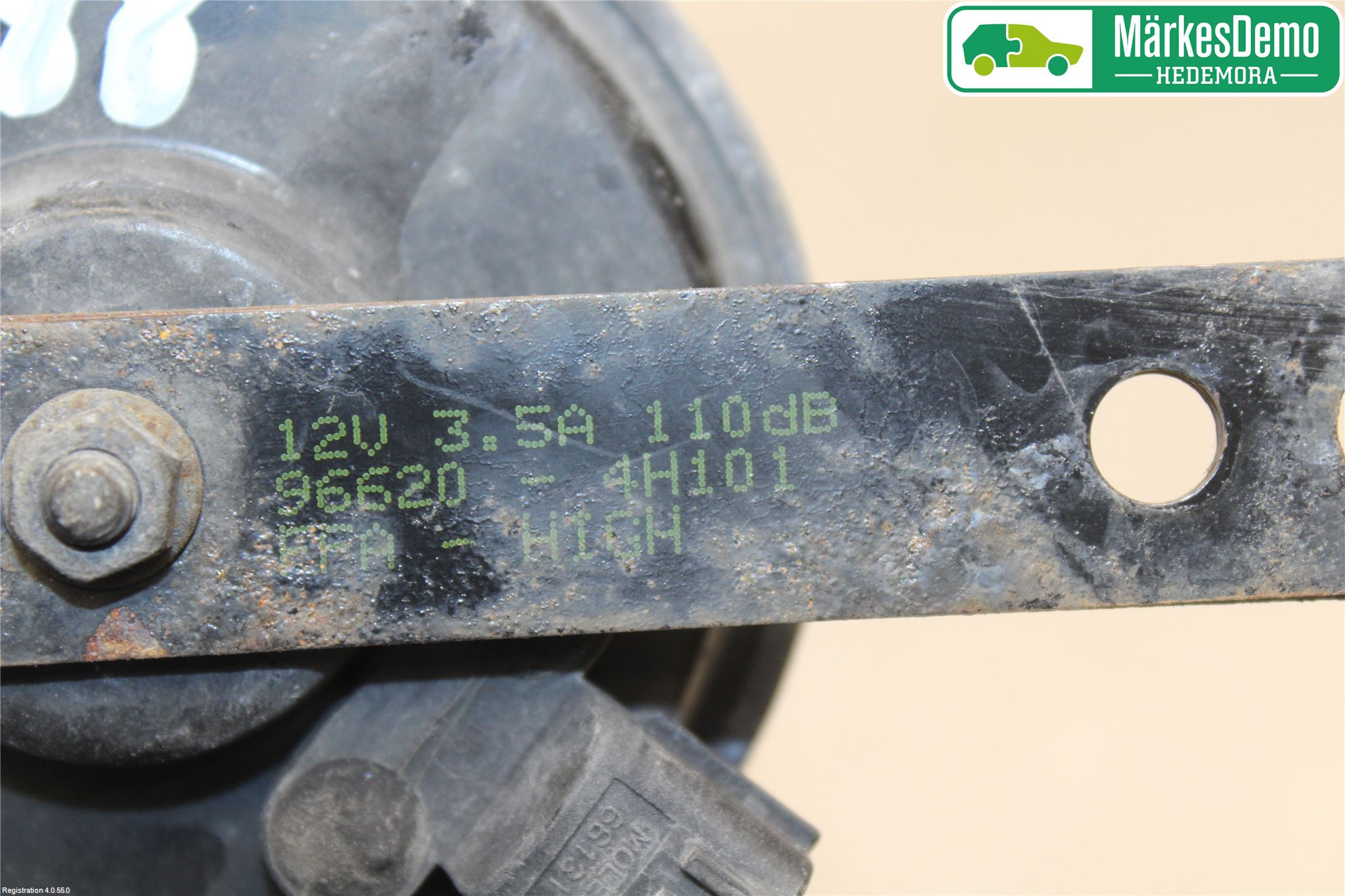 Hyundai H-1/STAREX 08-21 Signalhorn