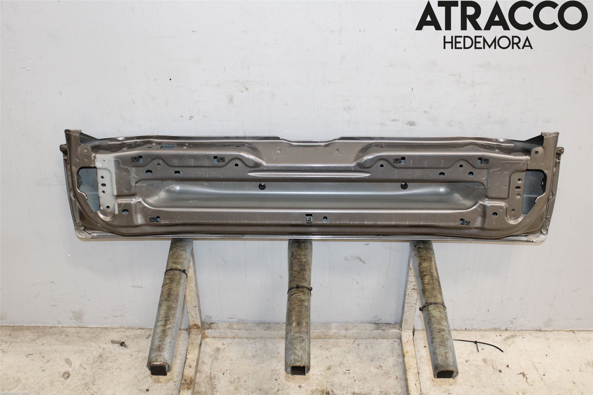 Volvo XC90 07-14 Baklucka Nedre