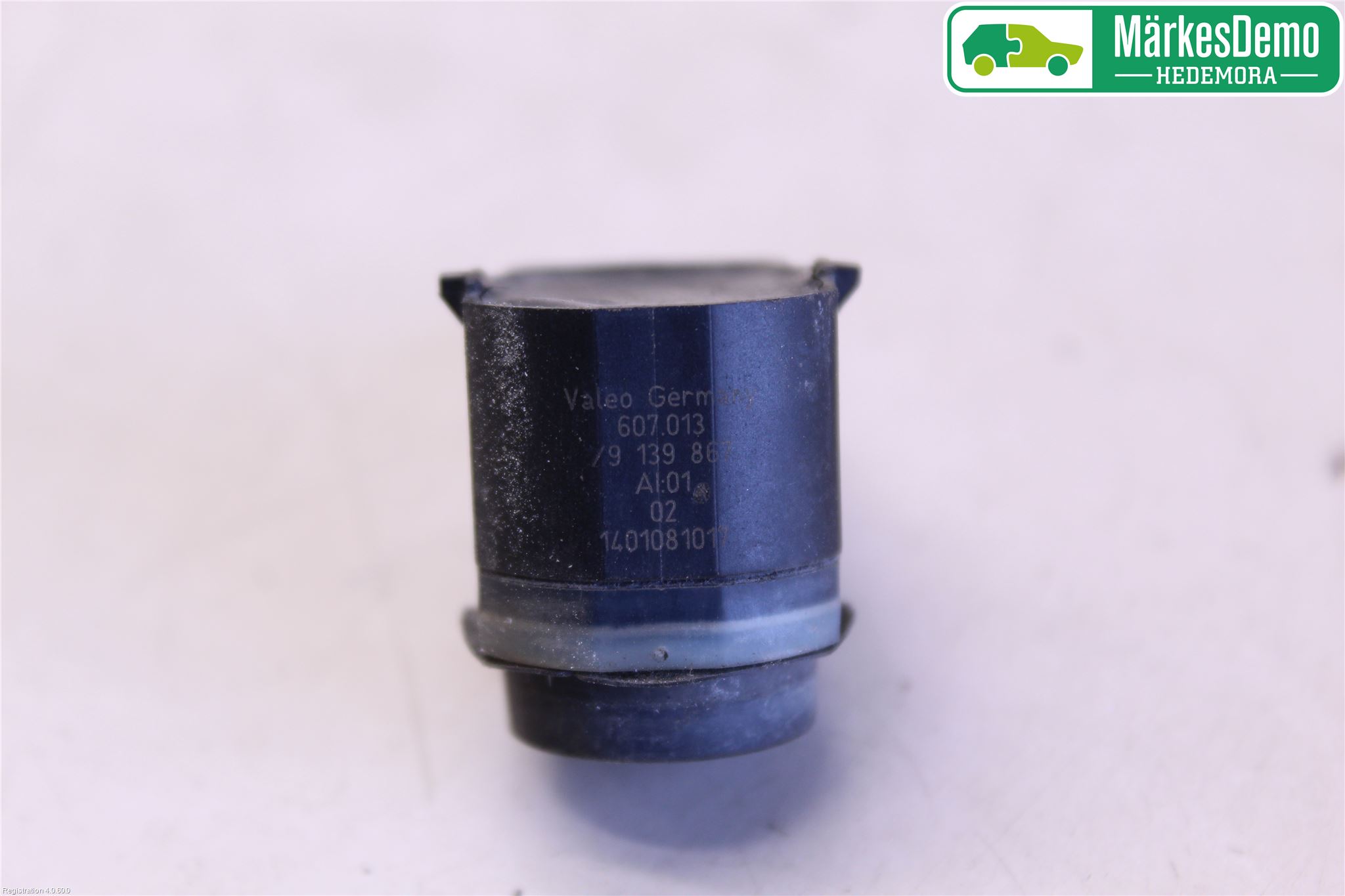 BMW X3 E83     03-10 Parkeringshjälp Frontsensor