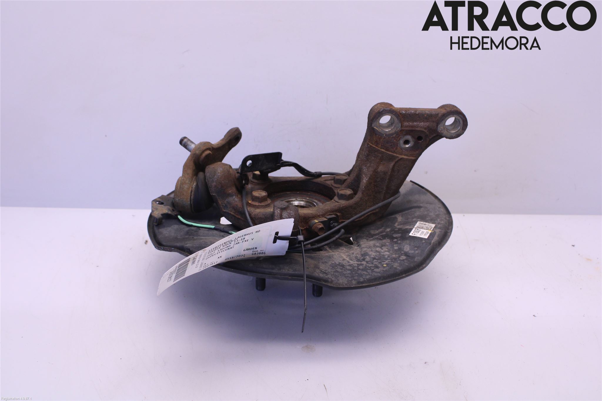 Toyota RAV4 13-18 Styrspindel Lagerhus Hö