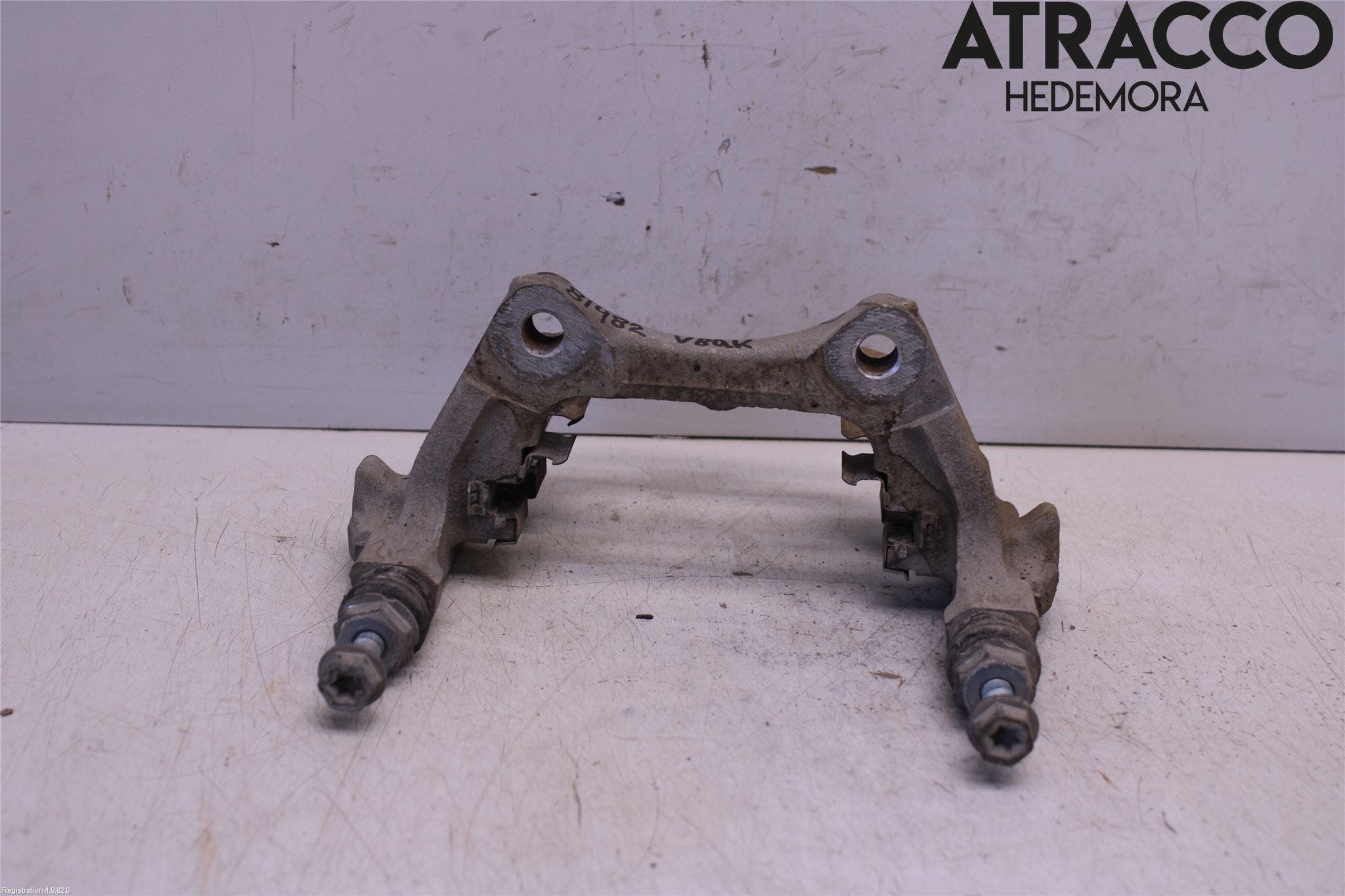 Toyota COROLLA 19- Bromsokshållare