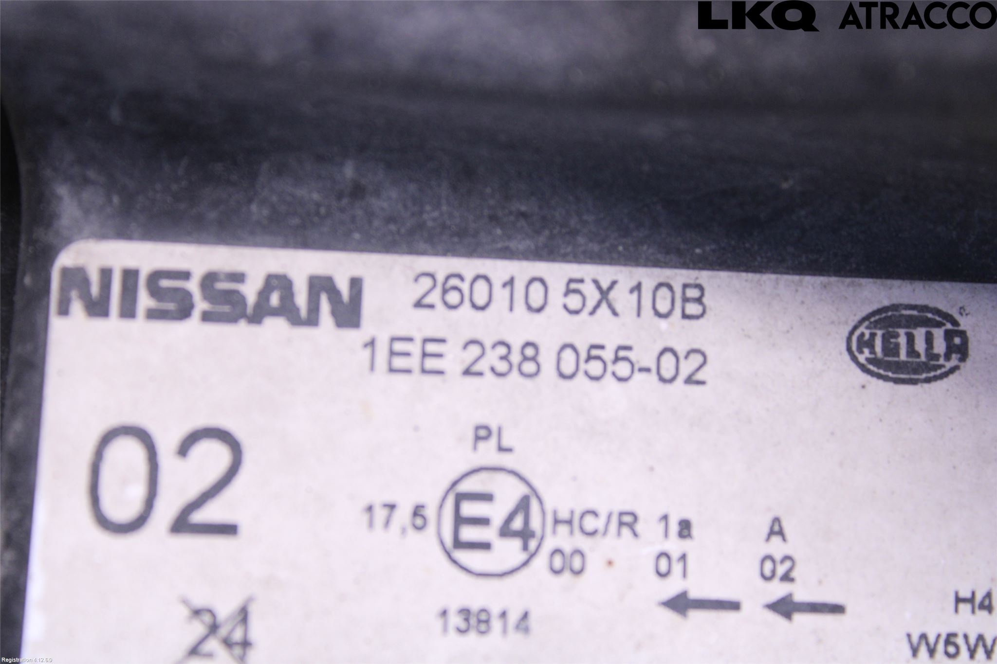 Nissan NAVARA 05-16 Strålkastare Höger