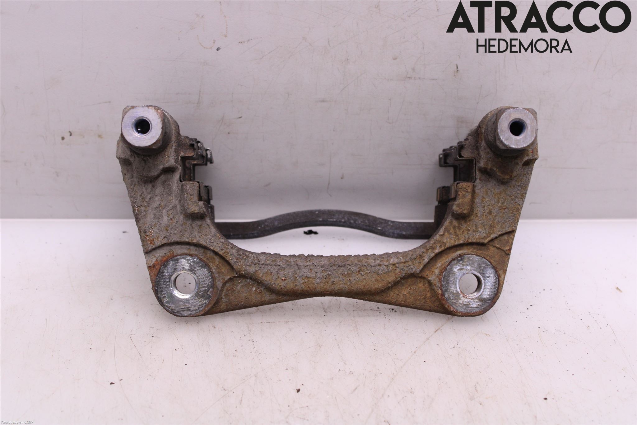 Toyota COROLLA 19- Bromsokshållare