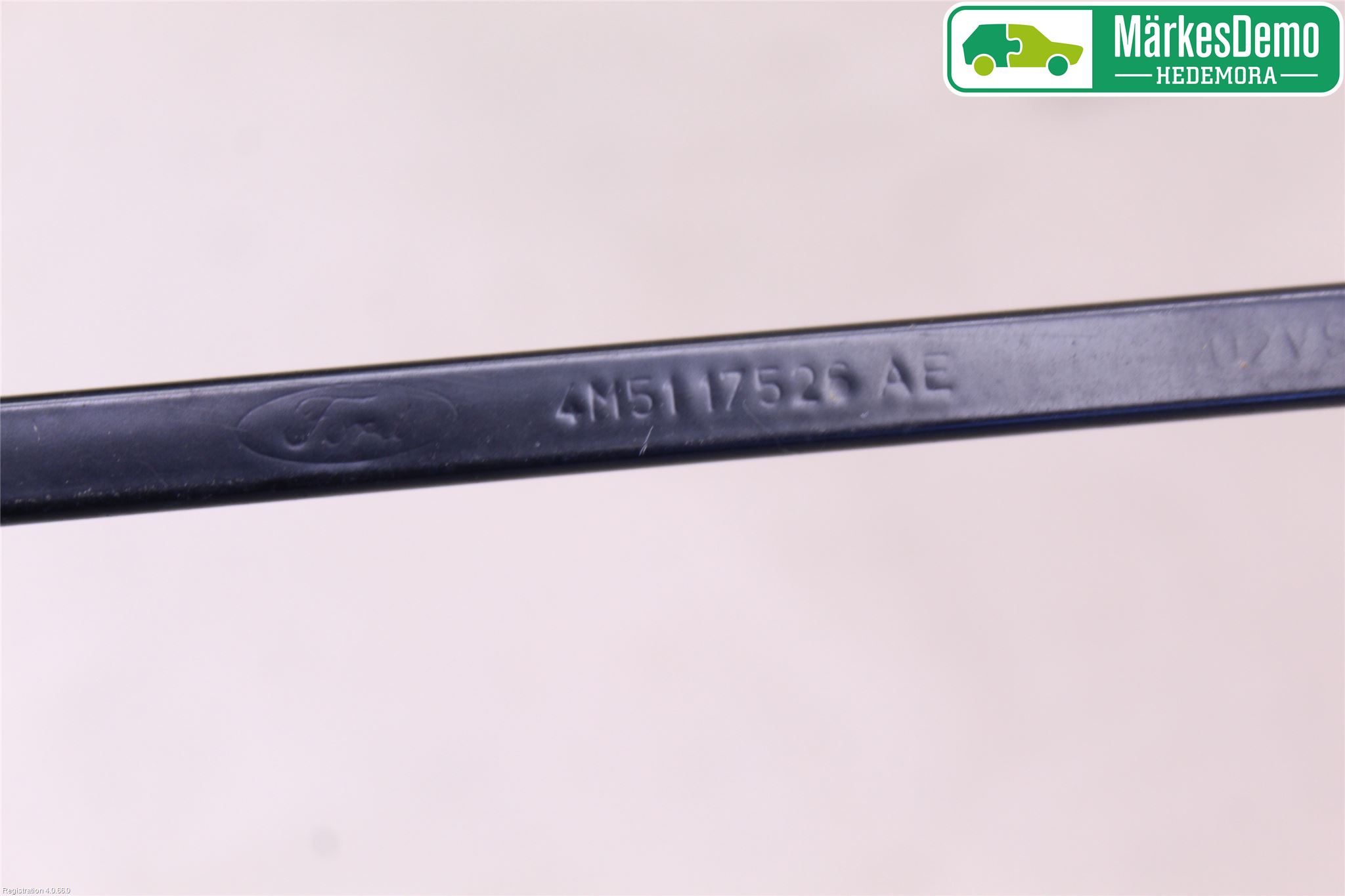 Ford FOCUS 08-11 Torkararm Armar Vindruta