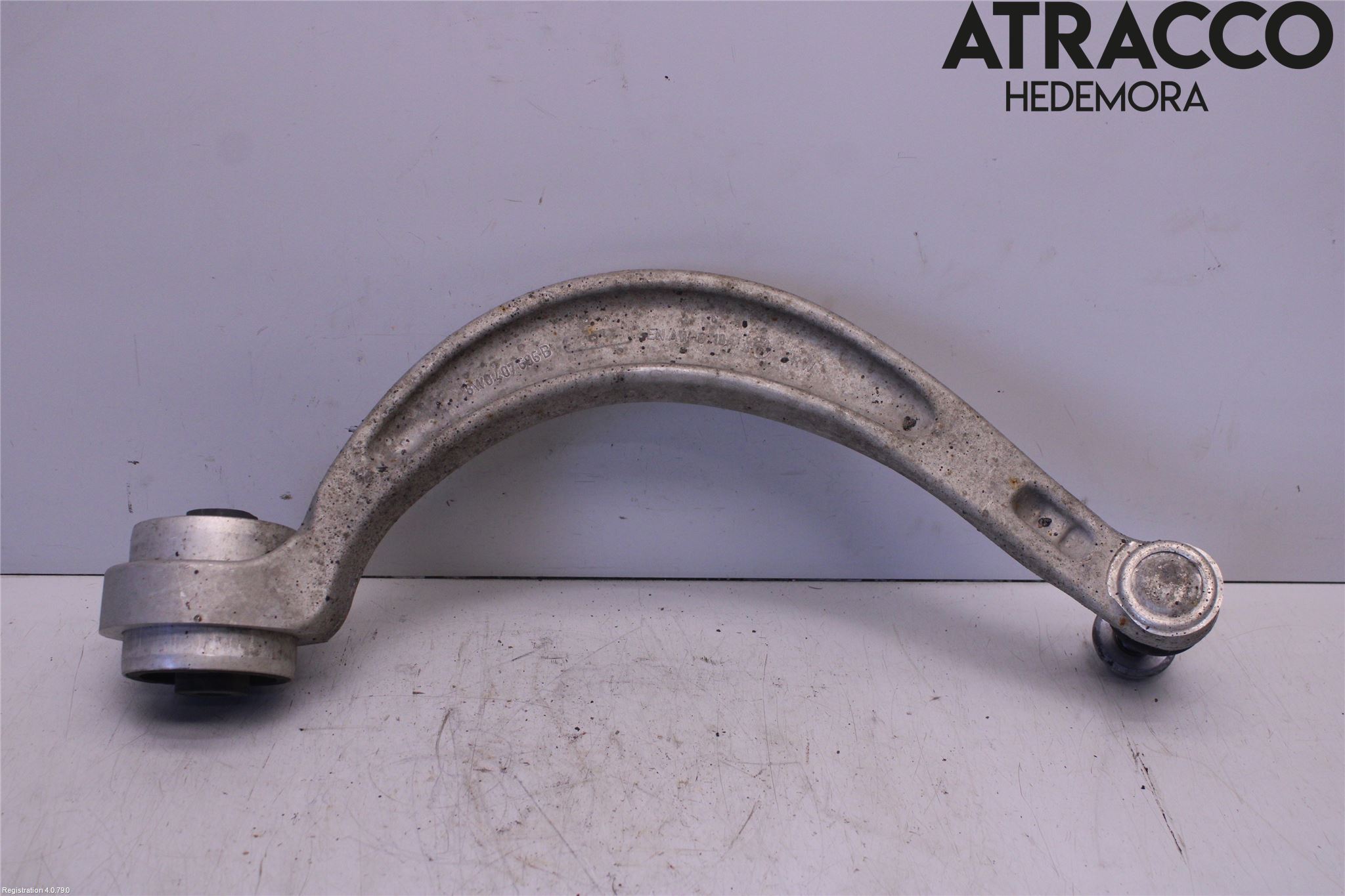 Audi A4/S4 B9 16-19 Bärarm Fram Undre Hö
