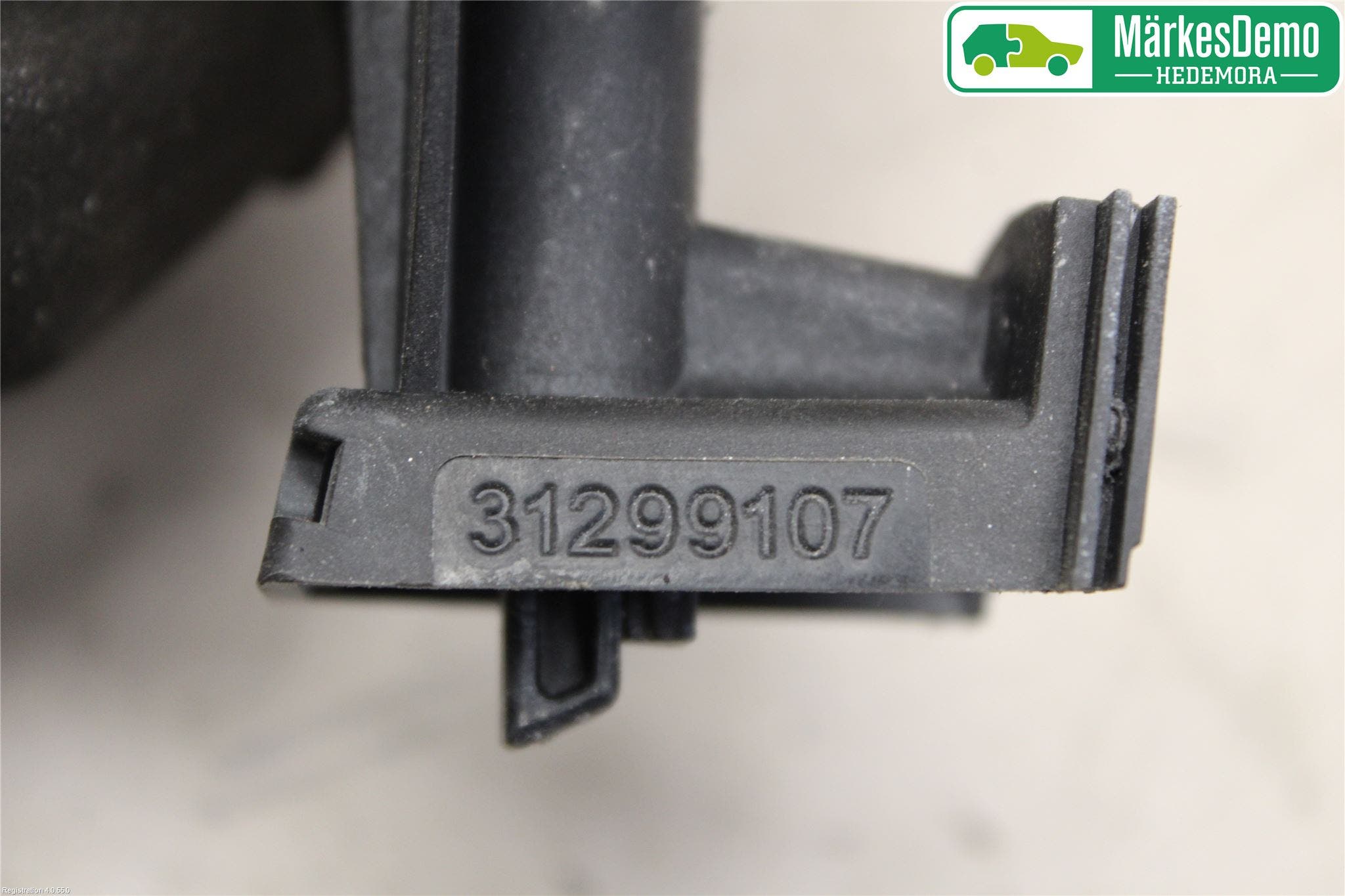 Volvo V70 08-13 Centrallåsmot Tanklucka