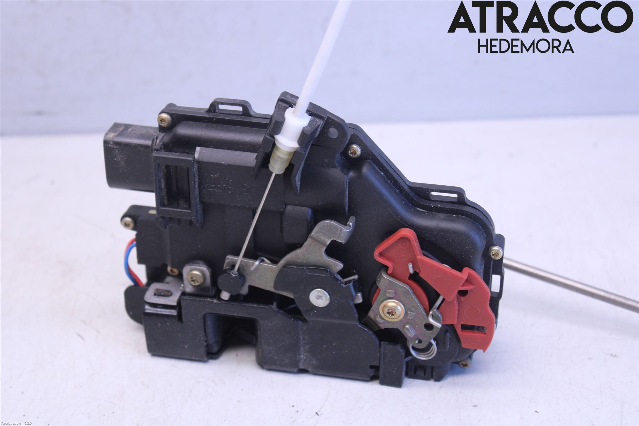 Audi A4/S4 01-05 Låskista-Dörrlås