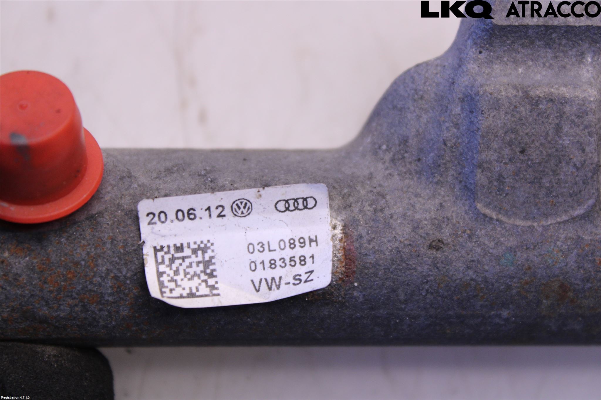 Volkswagen VW CADDY 11-15 Inj. Fuelrail