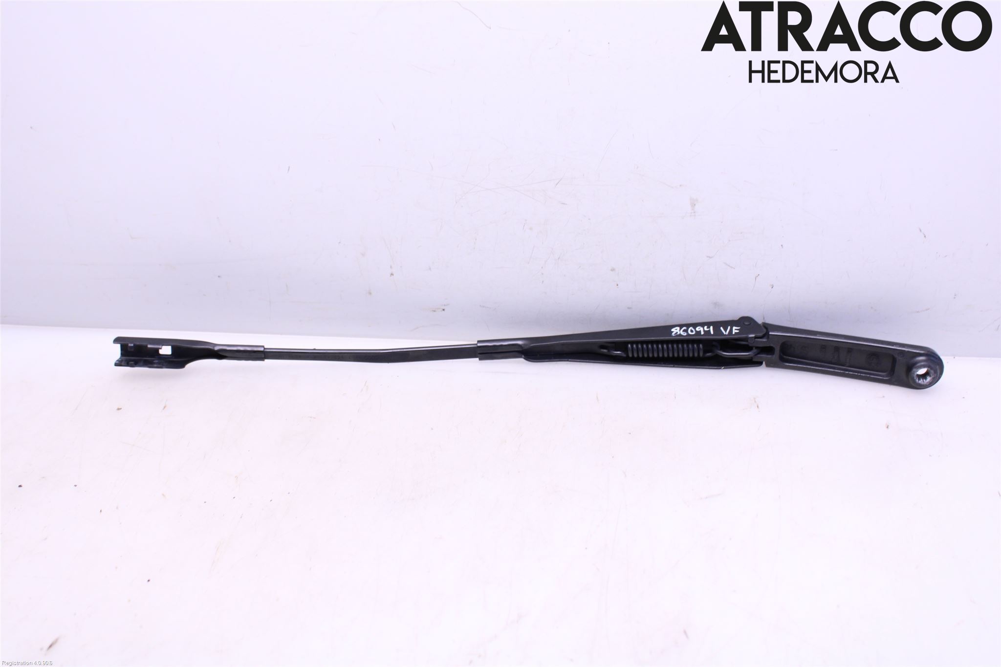 Audi A4 ALLROAD 17- Torkararm Armar Vindruta