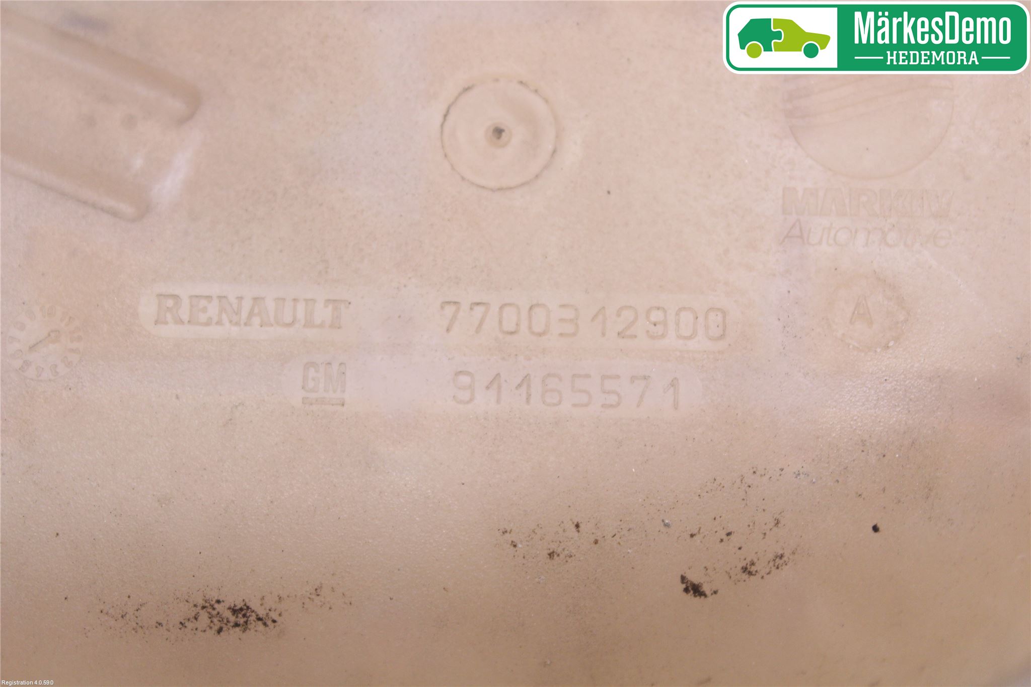Opel VIVARO 01-14 Expansionstank
