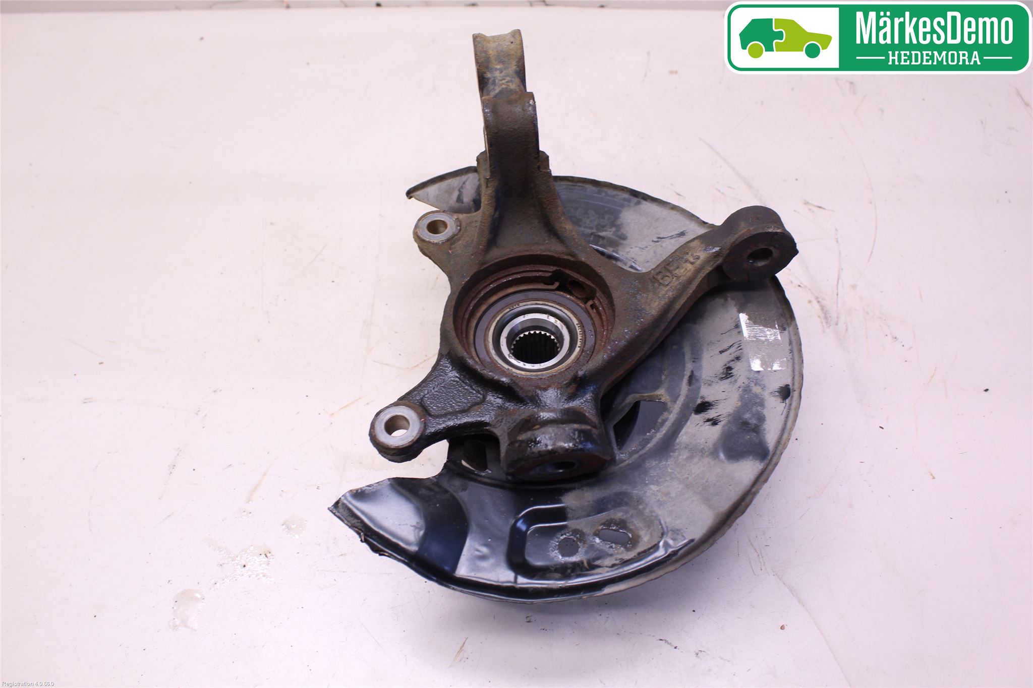Toyota YARIS XP130 15-20 Styrspindel Lagerhus Hö
