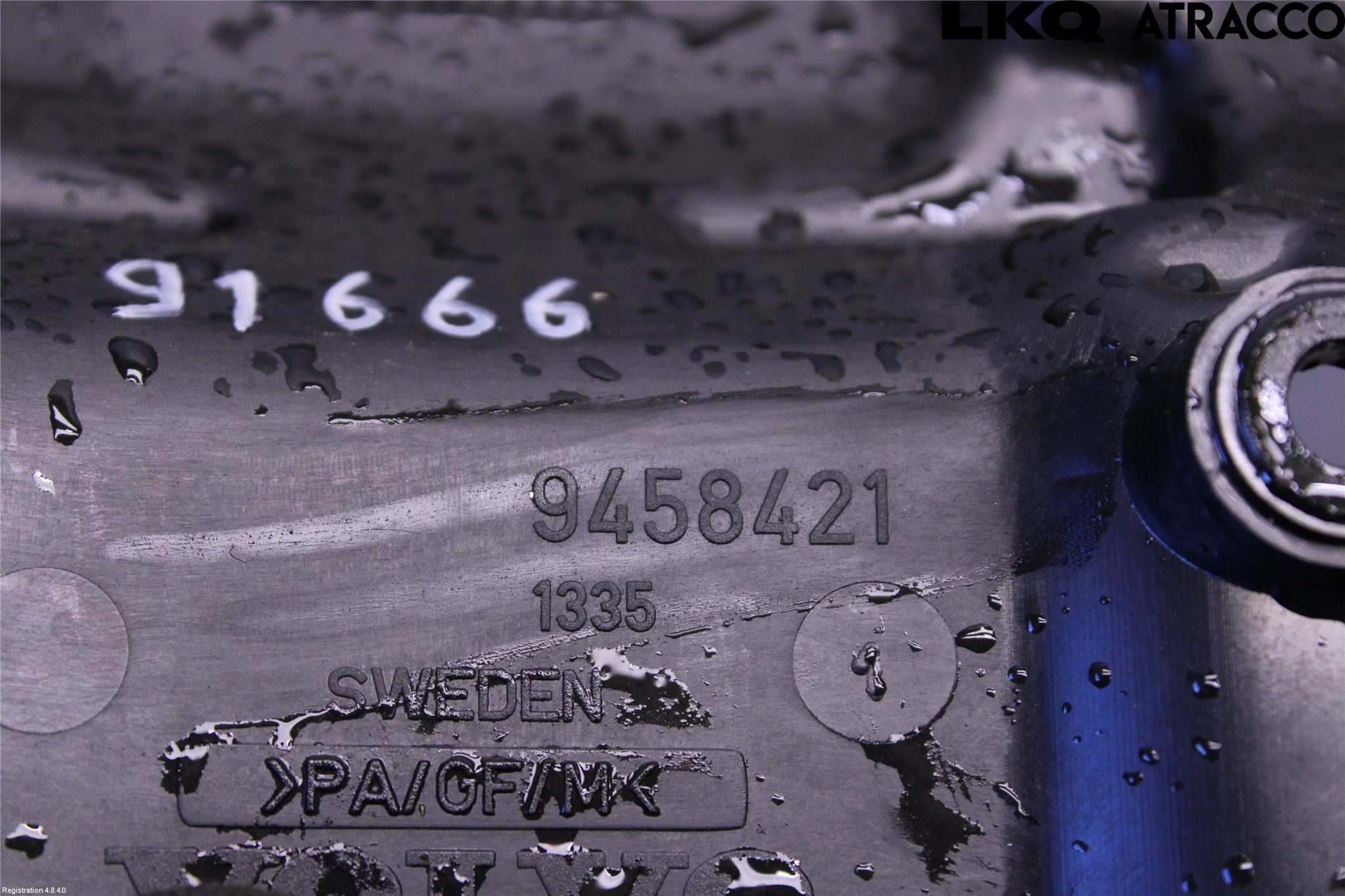 Volvo S40/V40    96-04 Motorkåpa