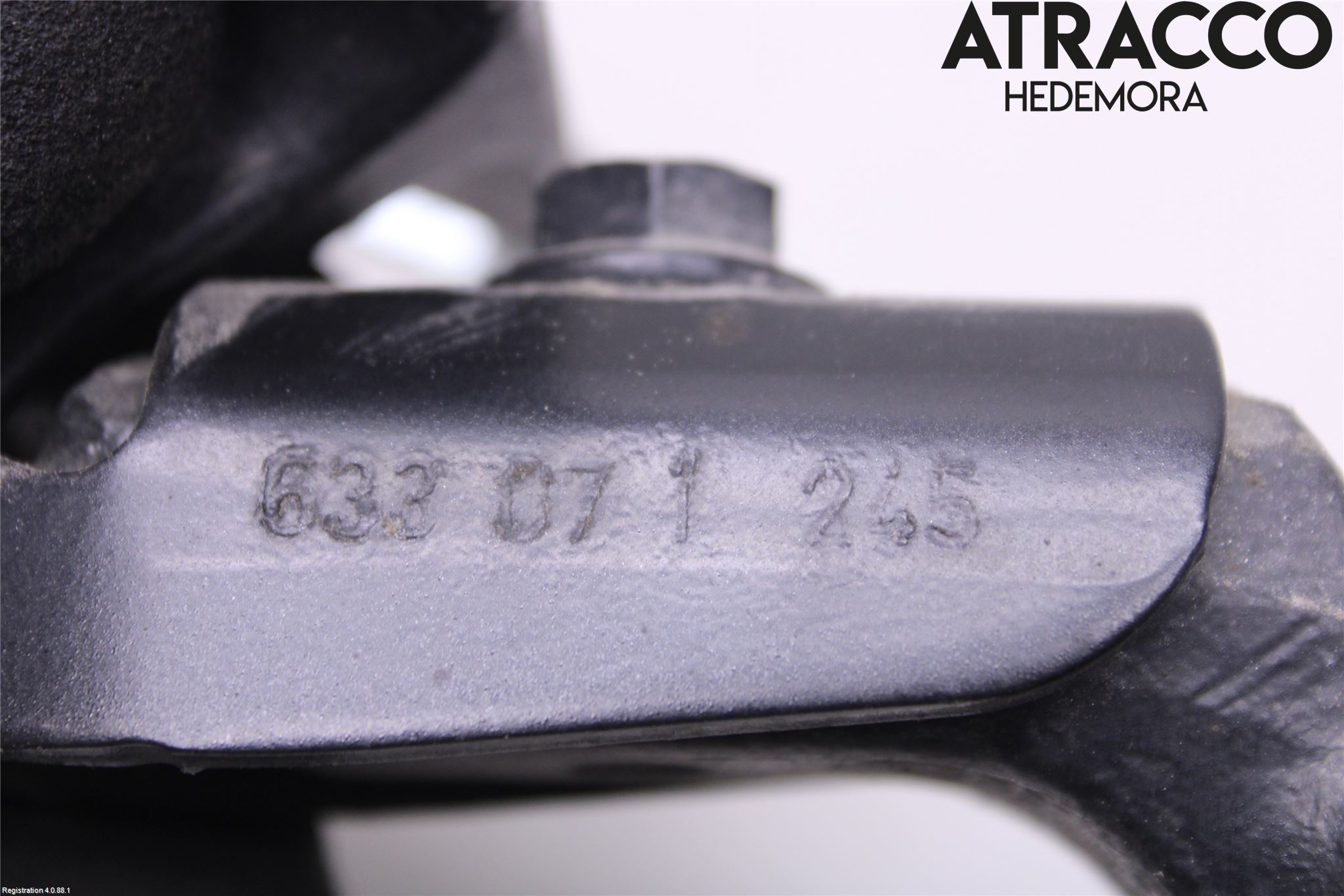 BMW X5 E70 07-13 Bakluckegångjärn Vä