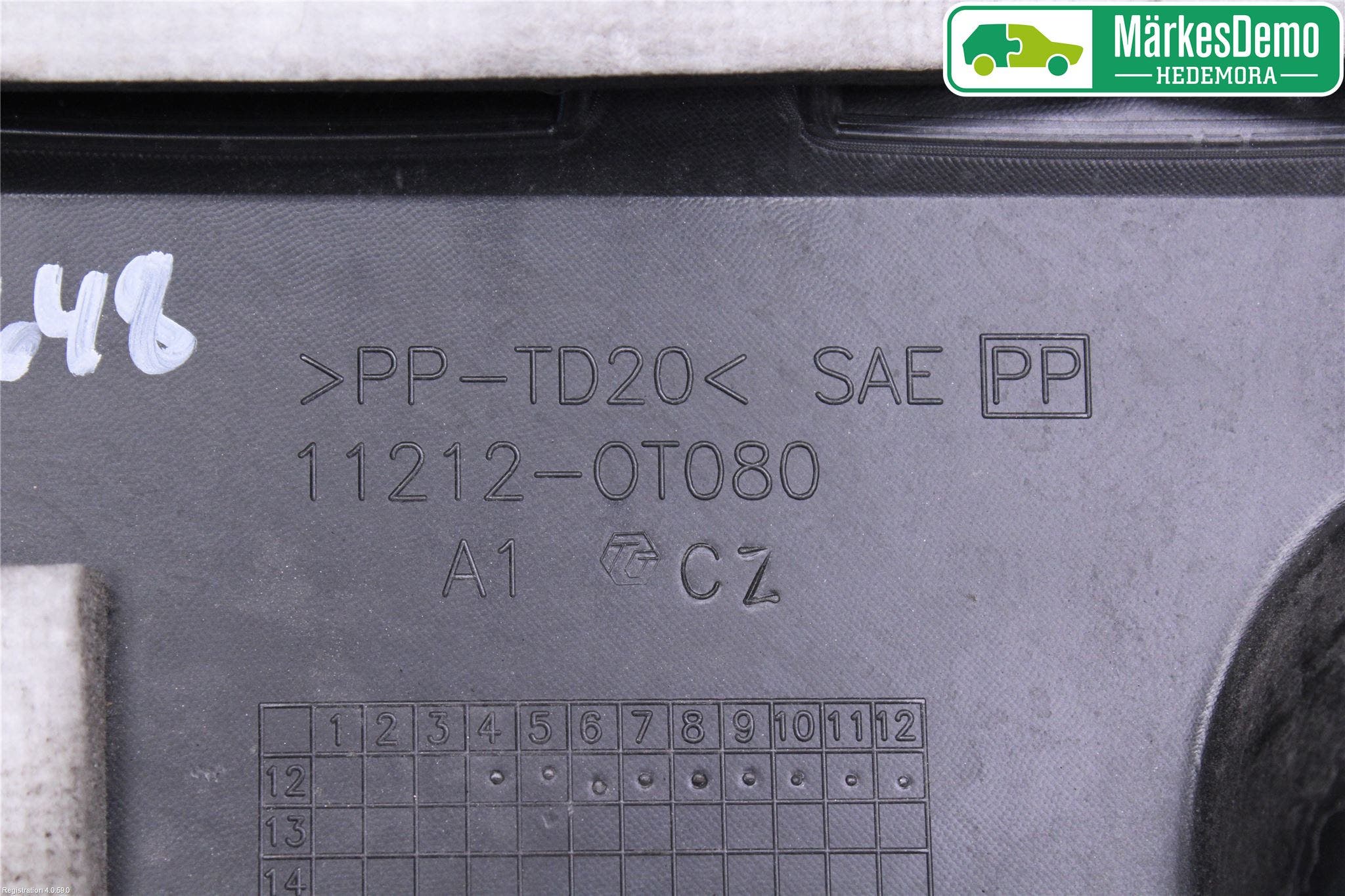 Toyota AVENSIS 09-15 Motorkåpa