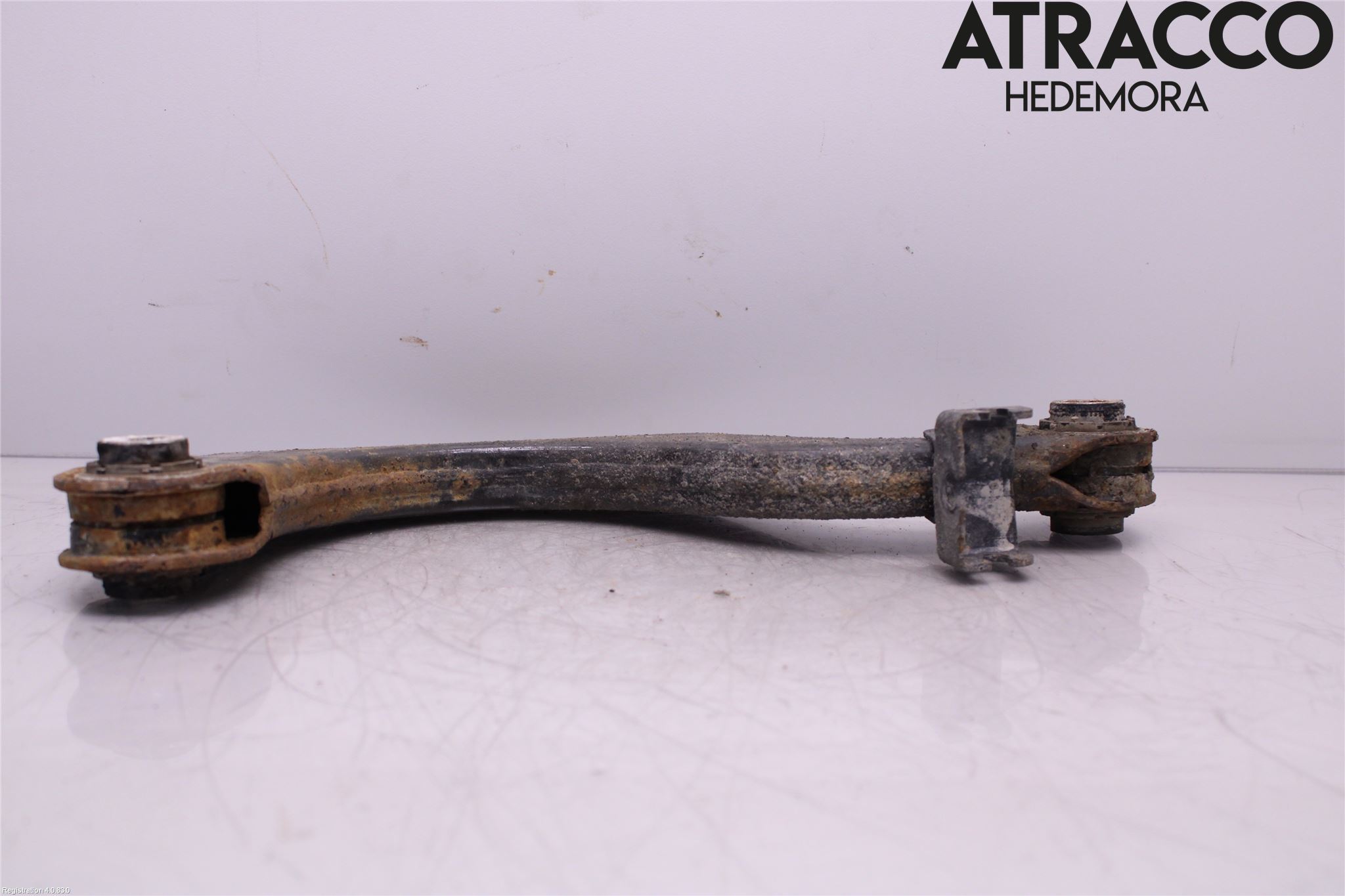 Audi Q3 8U 12-18 Bärarm Bak Övre Vänster