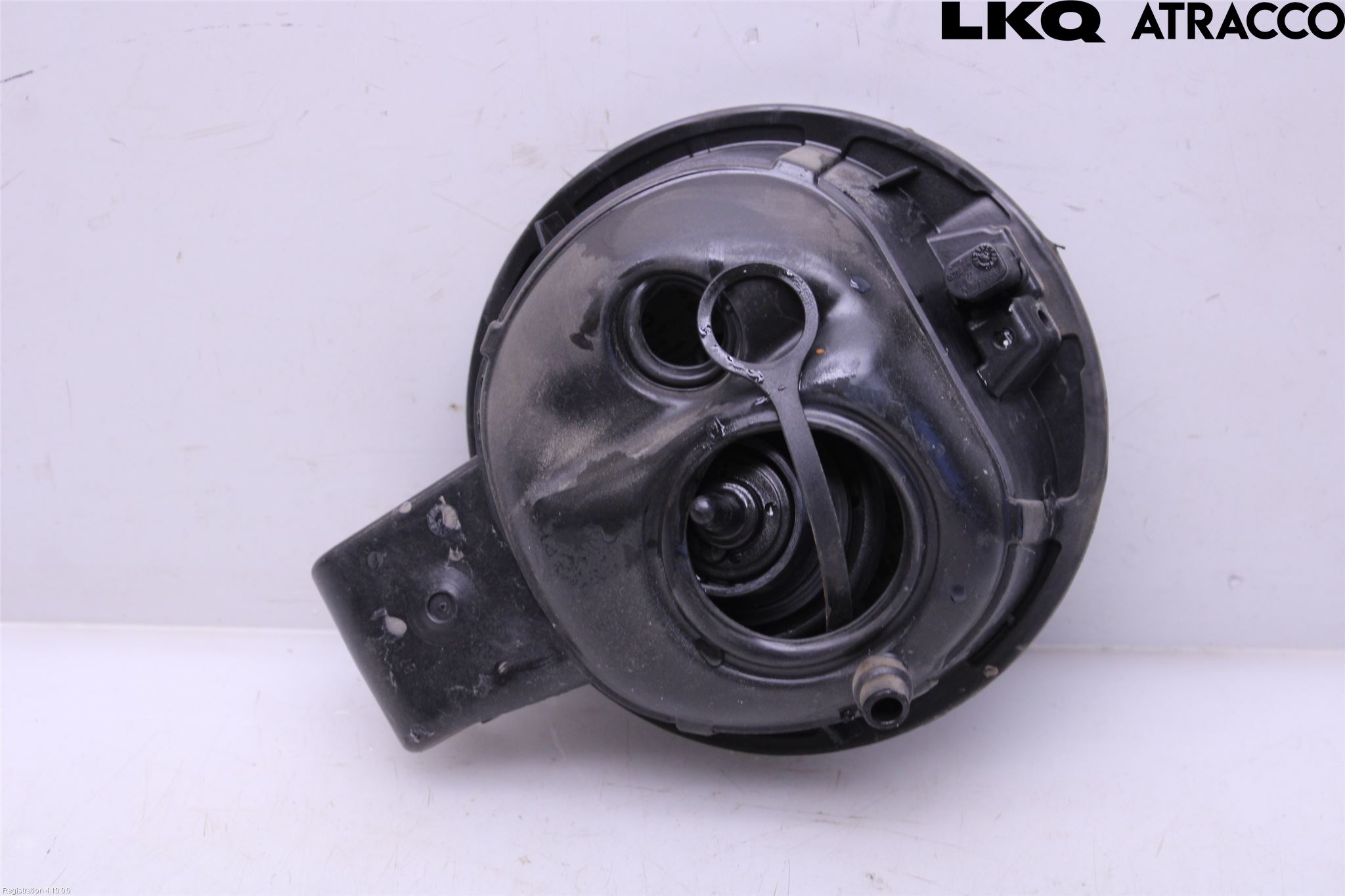Volkswagen VW PASSAT 11-14 Tanklucka