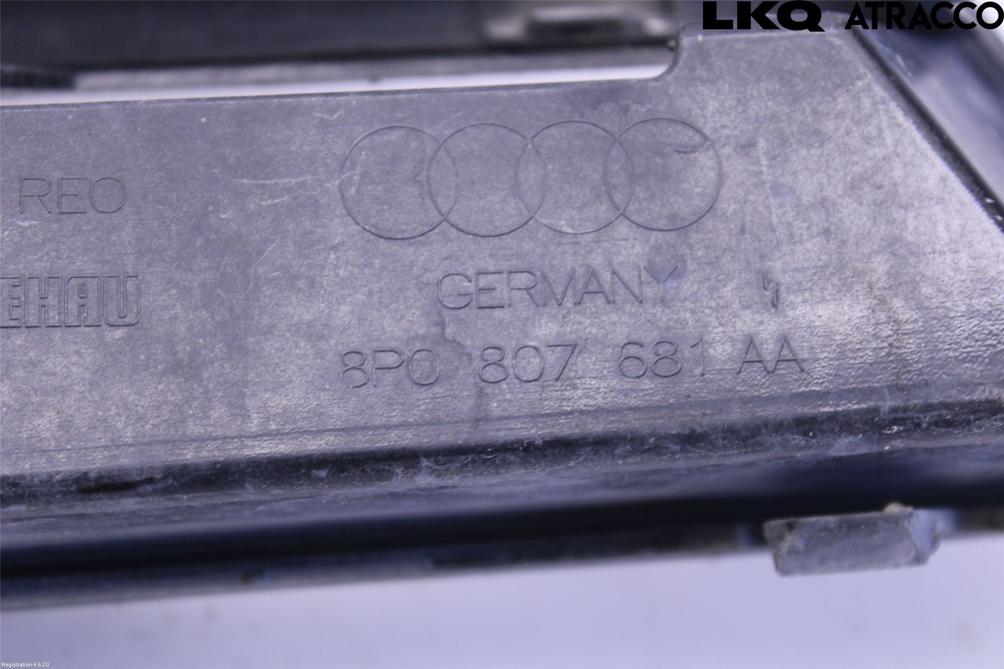 Audi A3/S3 05-13 Dimljussarg Fram