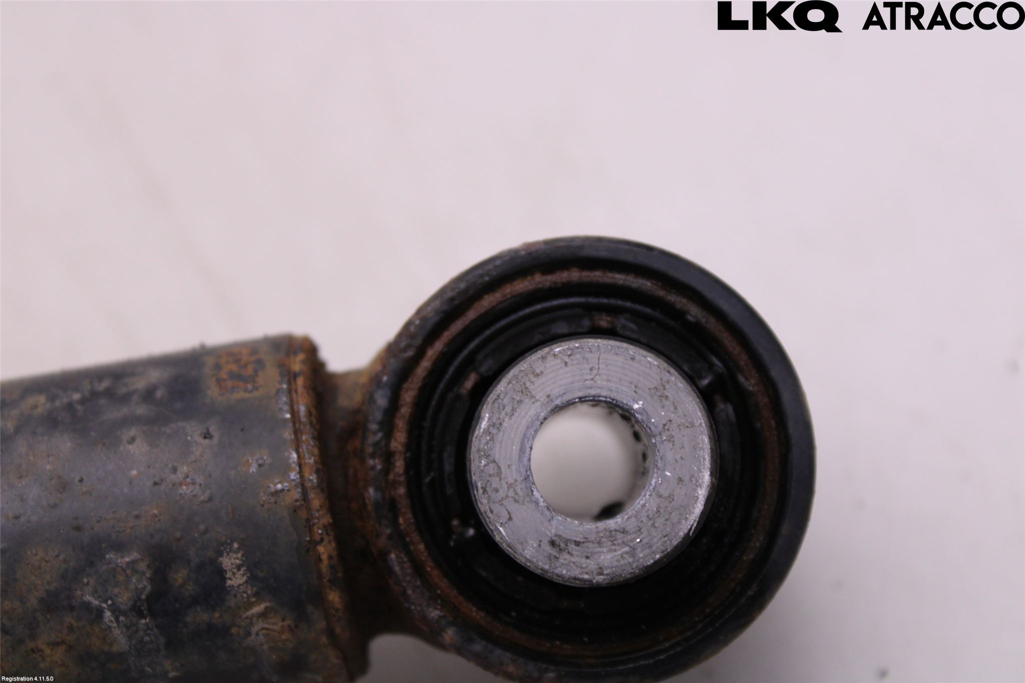 Audi A6 F2/C8 19- Stötdämpare Bak