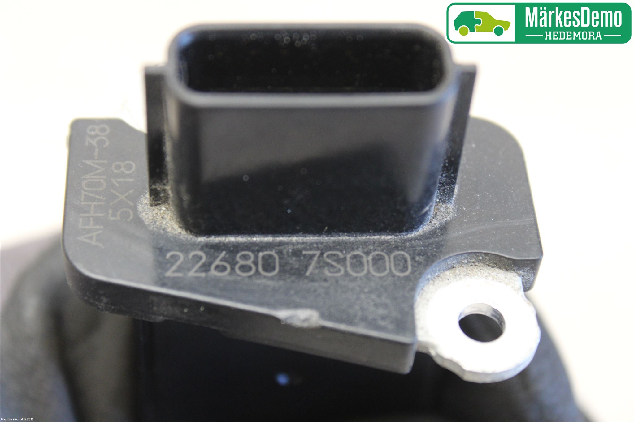 Nissan MICRA C+C Injluftmassamätare