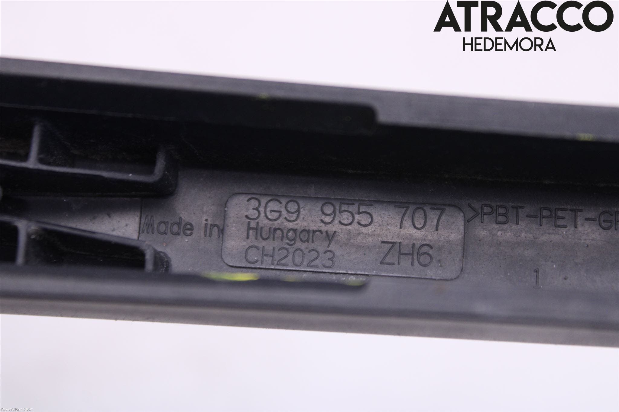 Volkswagen VW PASSAT 15-19 Torkararm-Bakruta