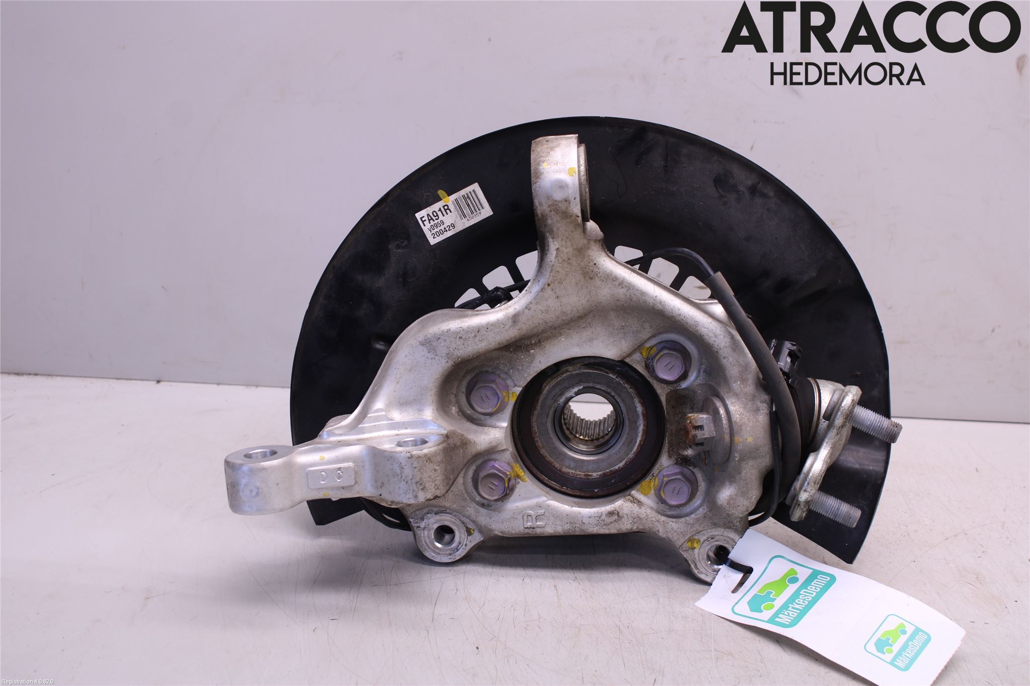 Toyota RAV4 19- Styrspindel Lagerhus Hö