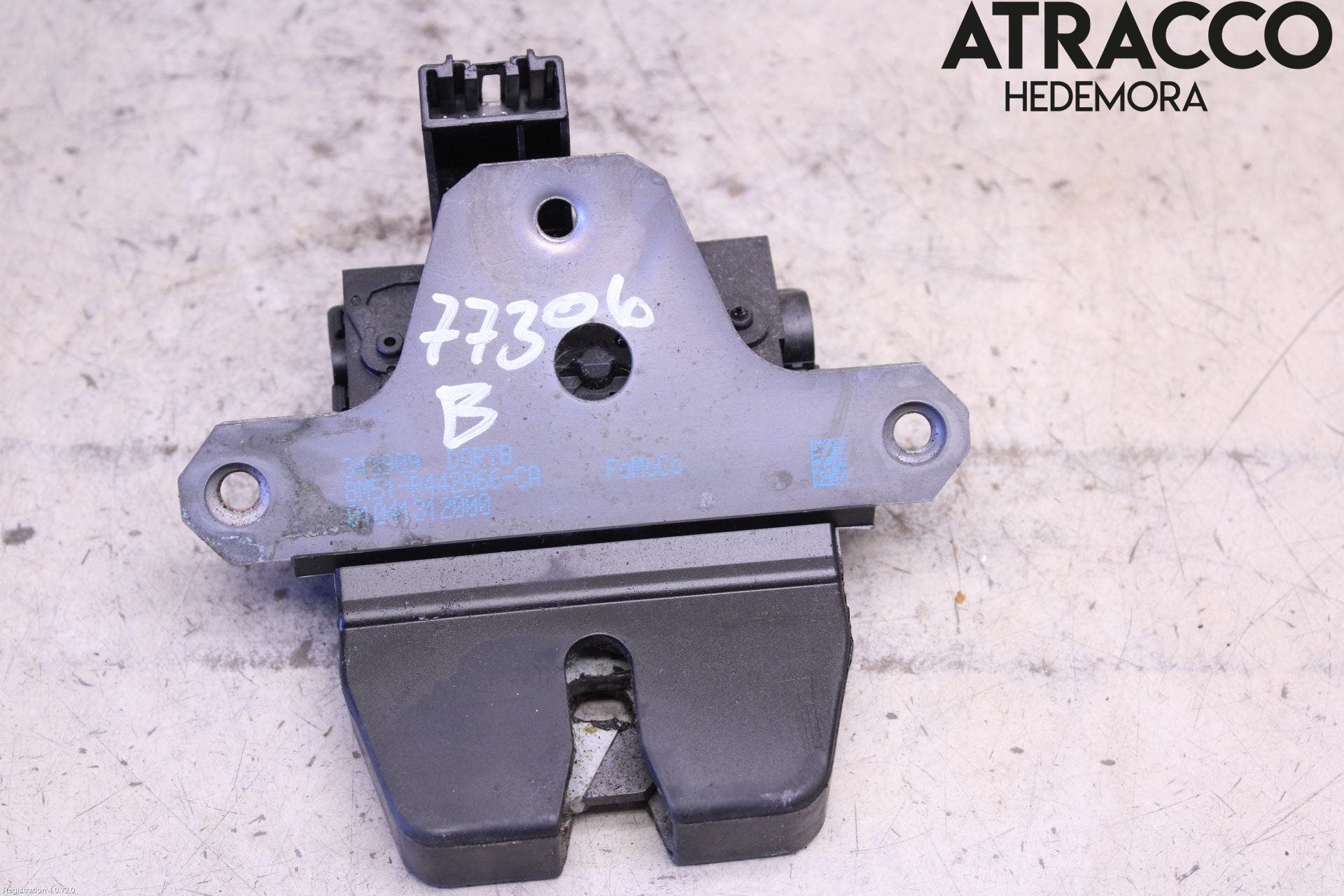 Ford MONDEO 07-15 Låskista Baklucka