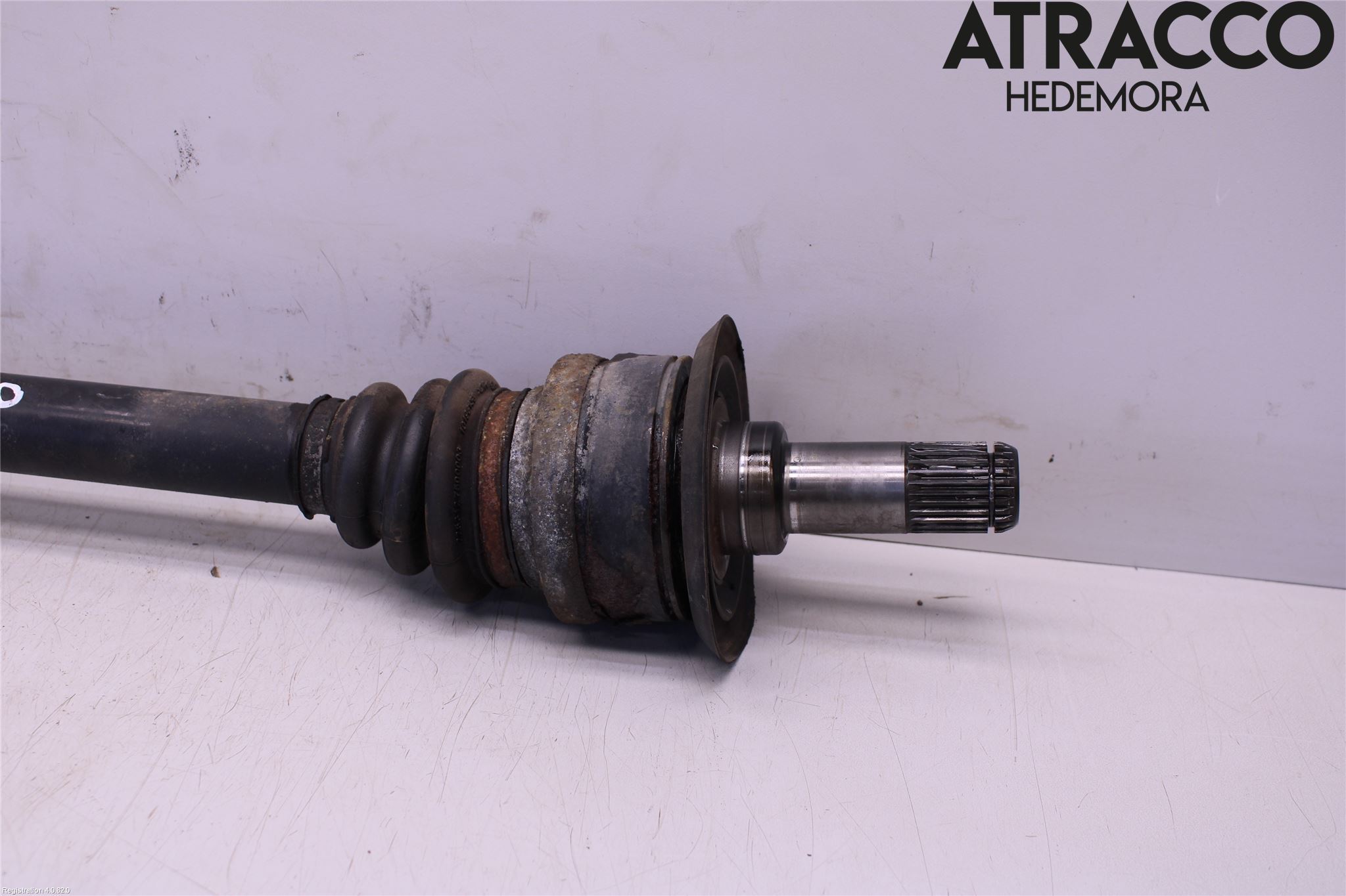 BMW 1 F20/F21 11-19 Drivaxel Bak Höger
