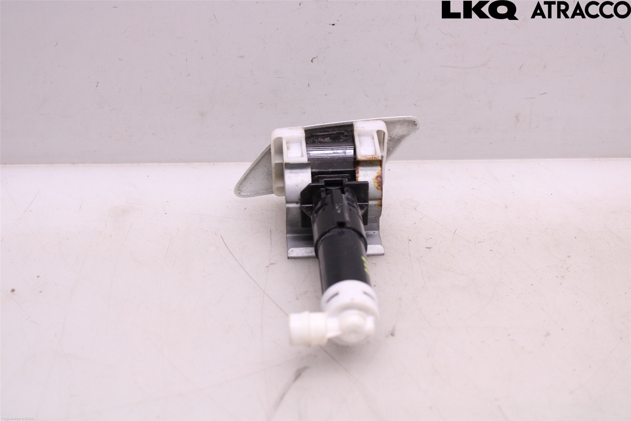 Nissan LEAF 11-17 Spolarmunstycke Strålkastare