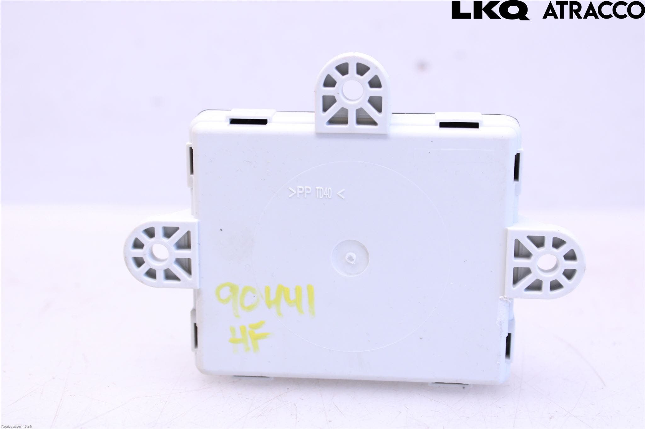 Volvo V40 12-19 Styrenhet Dörr