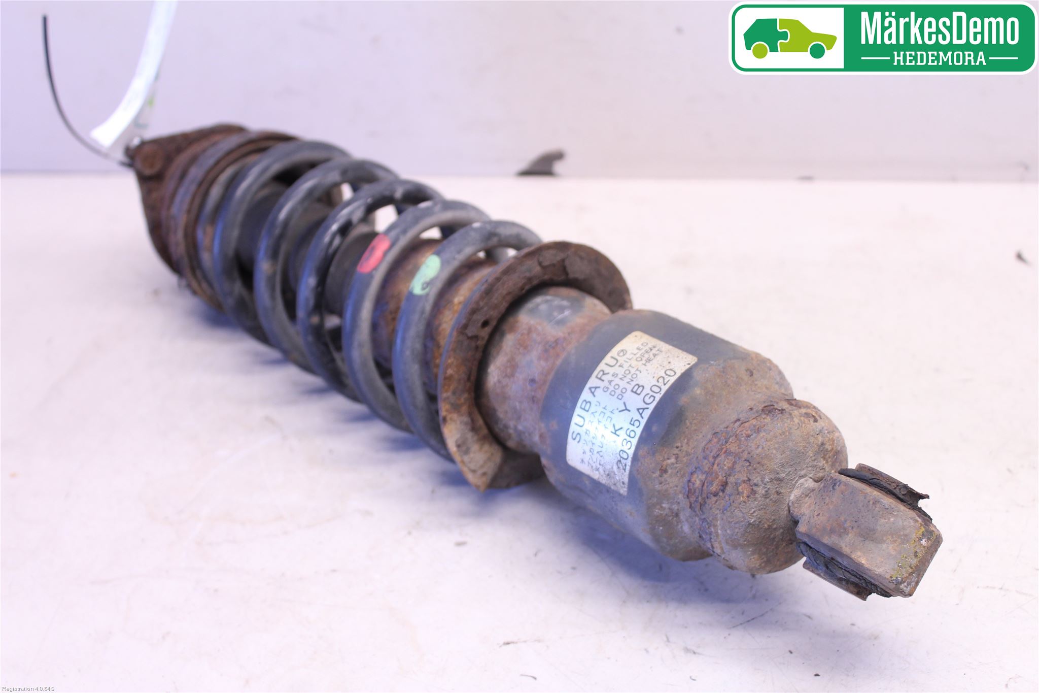 Subaru LEGACY    04-06 Fjäderben Bak Höger