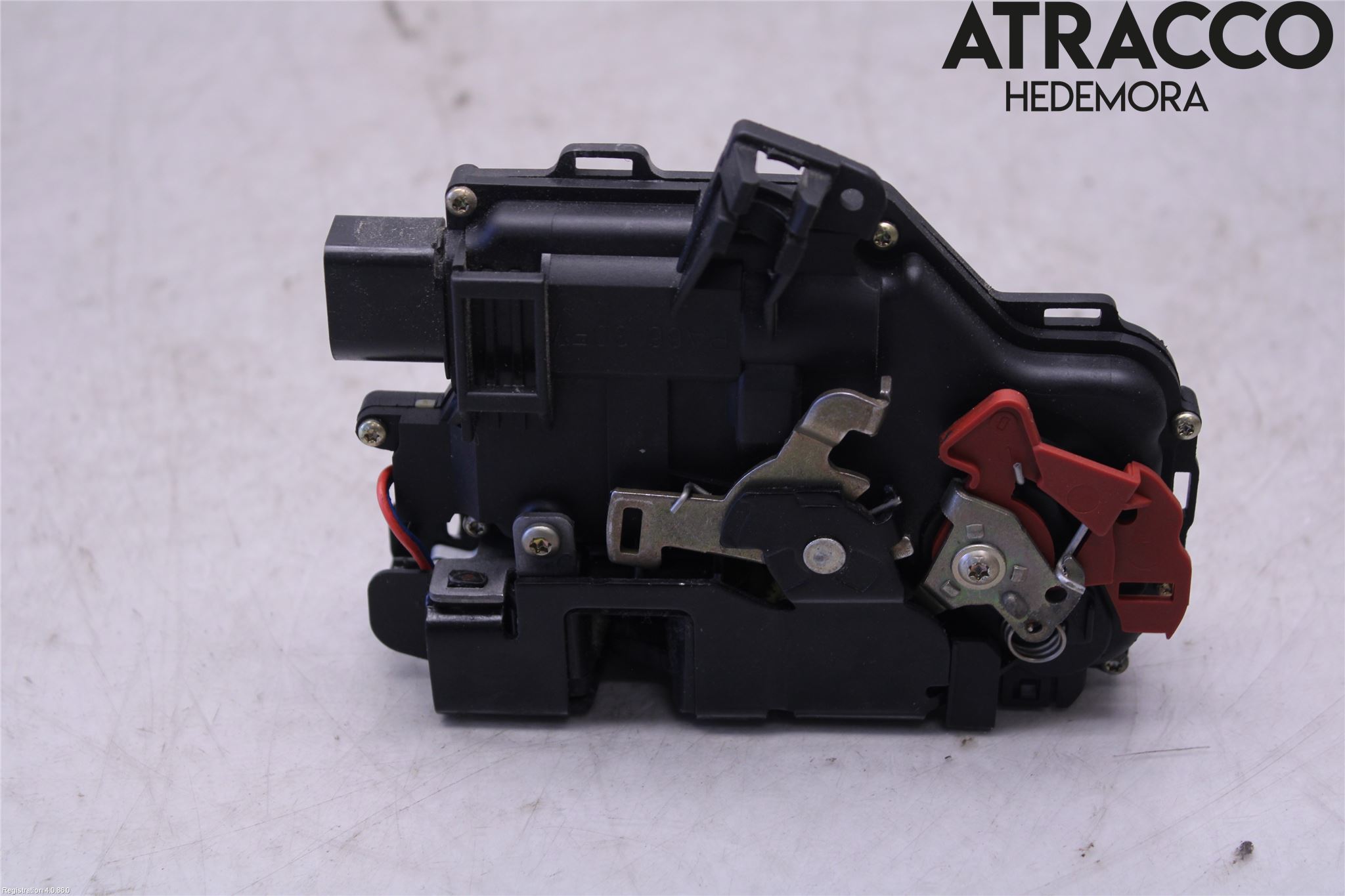 Audi A4/S4 01-05 Låskista-Dörrlås