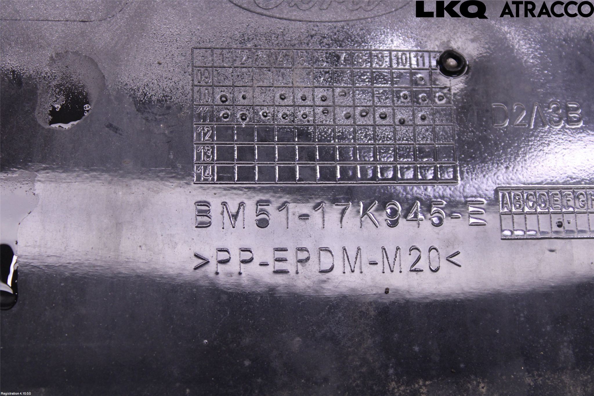 Ford FOCUS 11-14 Grilldel Mitt